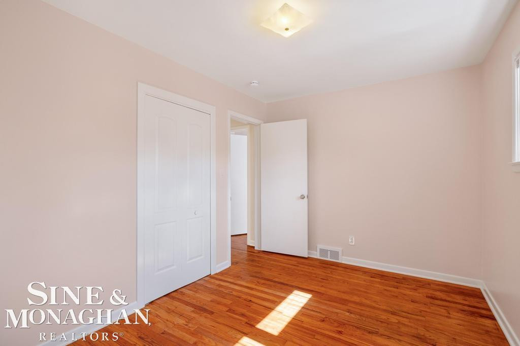 1793 Roslyn Road, Grosse Pointe Woods, MI 48236 — Photo 19