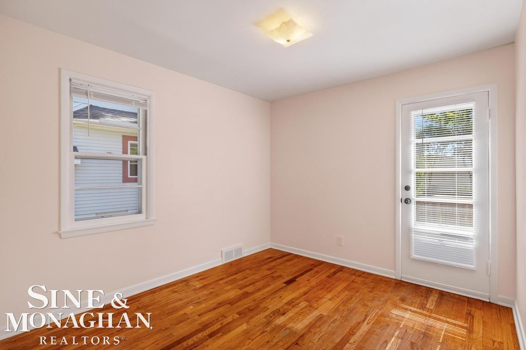 1793 Roslyn Road, Grosse Pointe Woods, MI 48236 — Photo 21