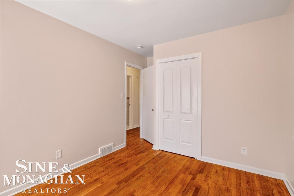 1793 Roslyn Road, Grosse Pointe Woods, MI 48236 — Photo 22