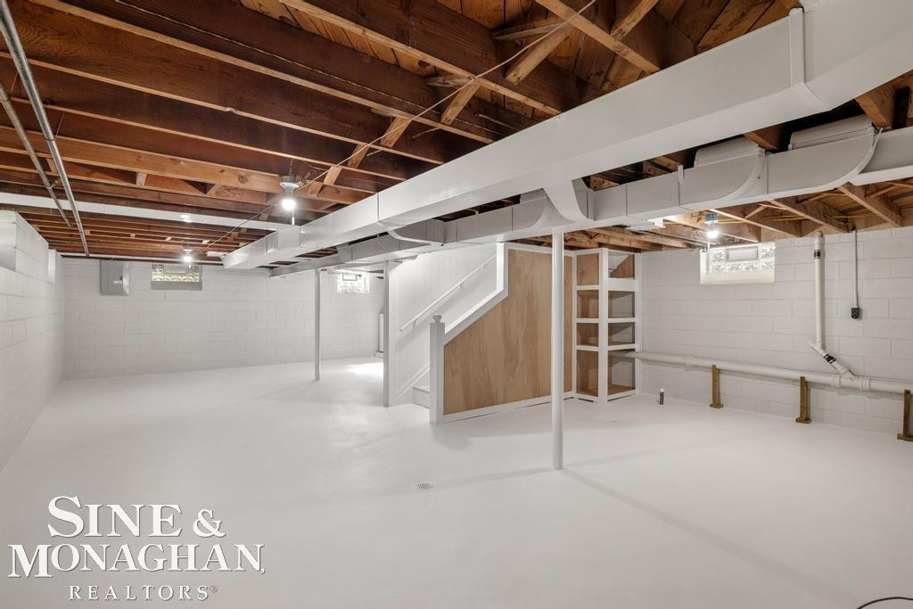 1793 Roslyn Road, Grosse Pointe Woods, MI 48236 — Photo 24