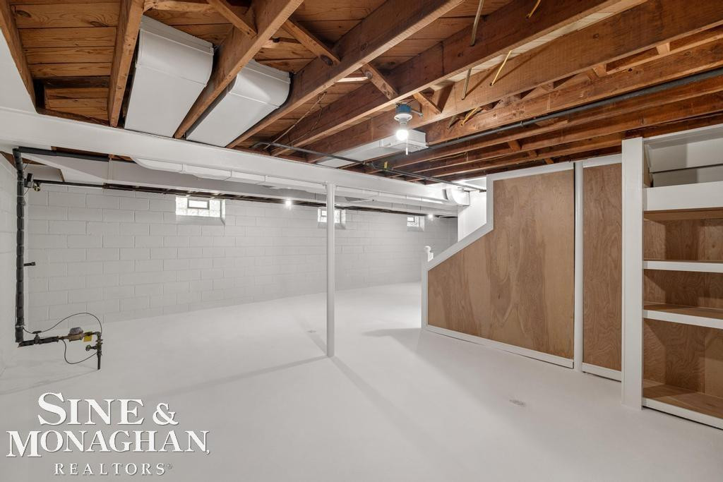 1793 Roslyn Road, Grosse Pointe Woods, MI 48236 — Photo 25