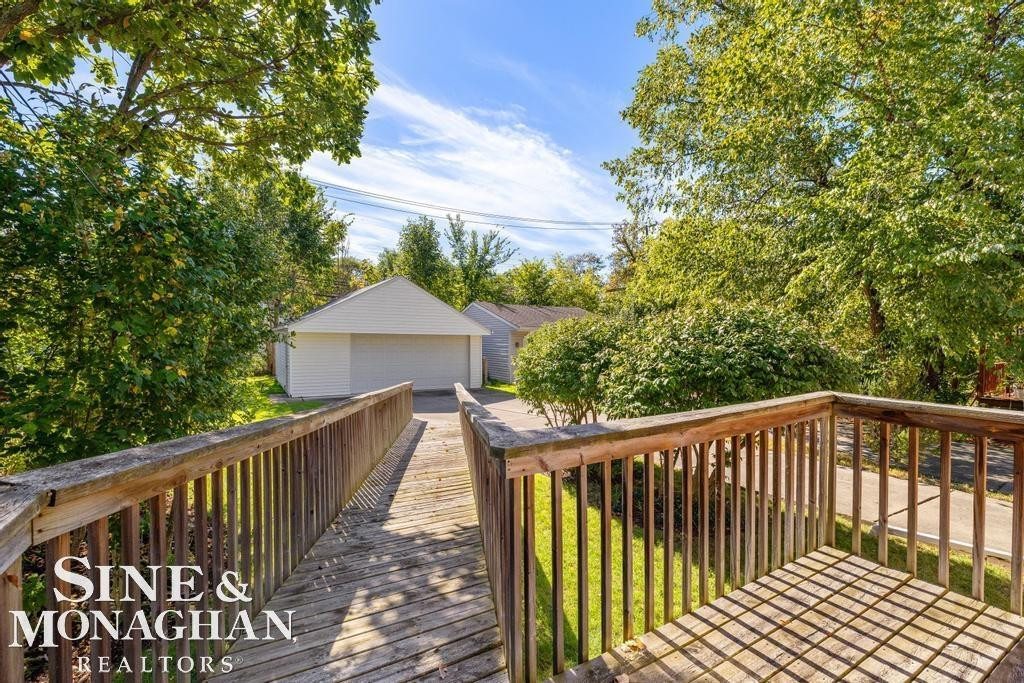 1793 Roslyn Road, Grosse Pointe Woods, MI 48236 — Photo 39