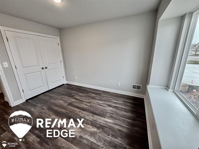 28003 Gregory Street, Grand Blanc, MI 48439 — Photo 9