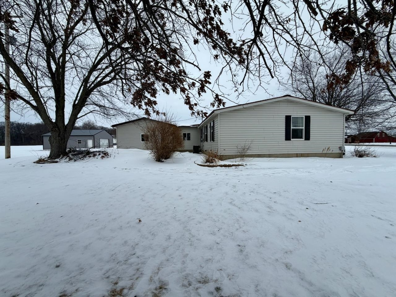 7567 Durand Road, New Lothrop, MI 48460 — Photo 4