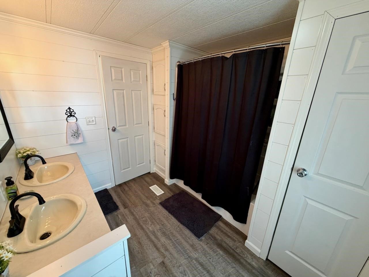 7567 Durand Road, New Lothrop, MI 48460 — Photo 28