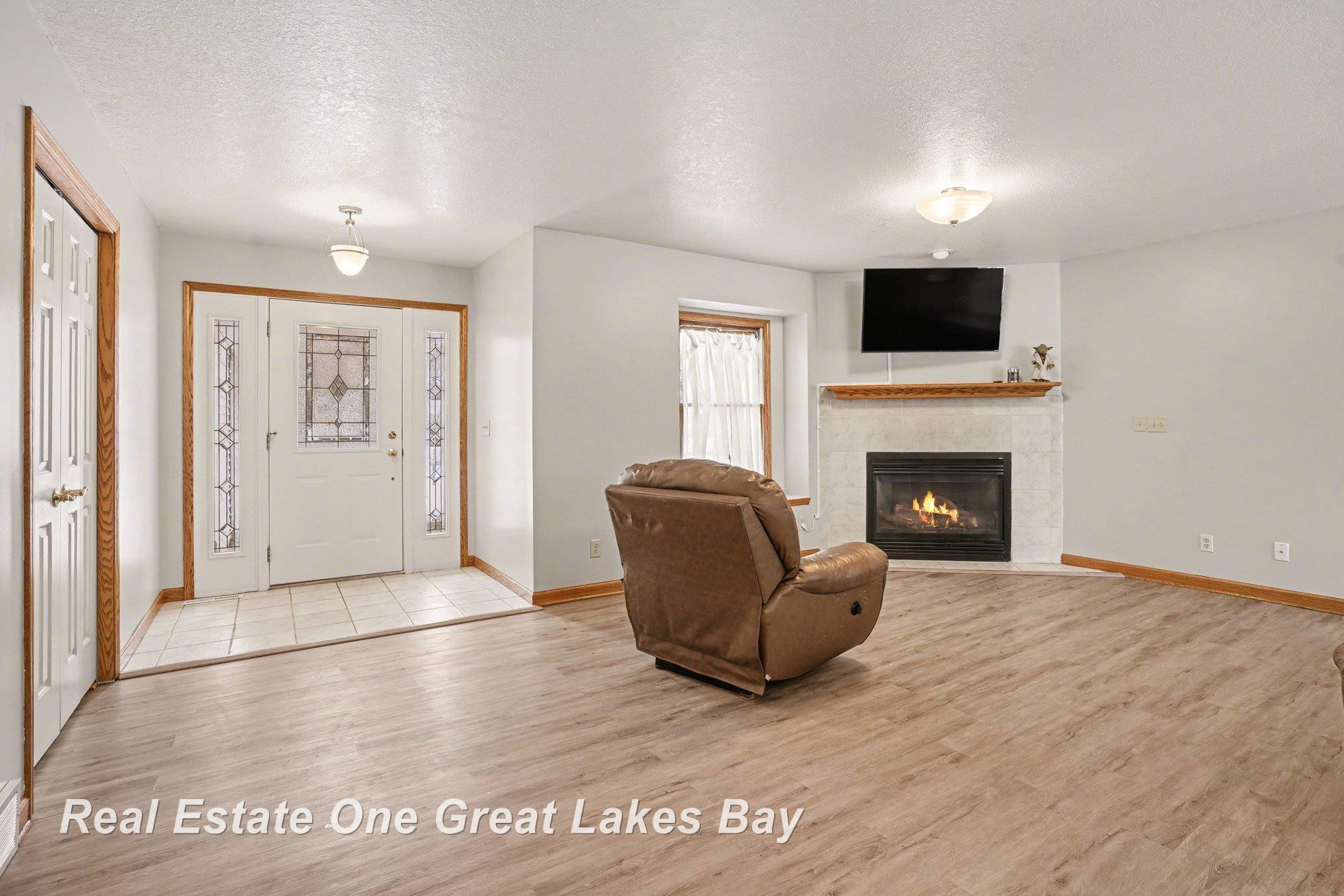 405 Swanson Road, Saginaw, MI 48609 — Photo 4