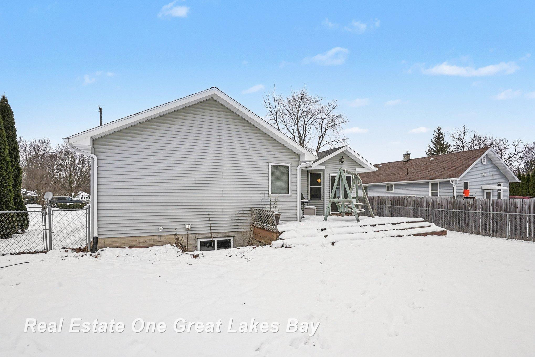 405 Swanson Road, Saginaw, MI 48609 — Photo 21
