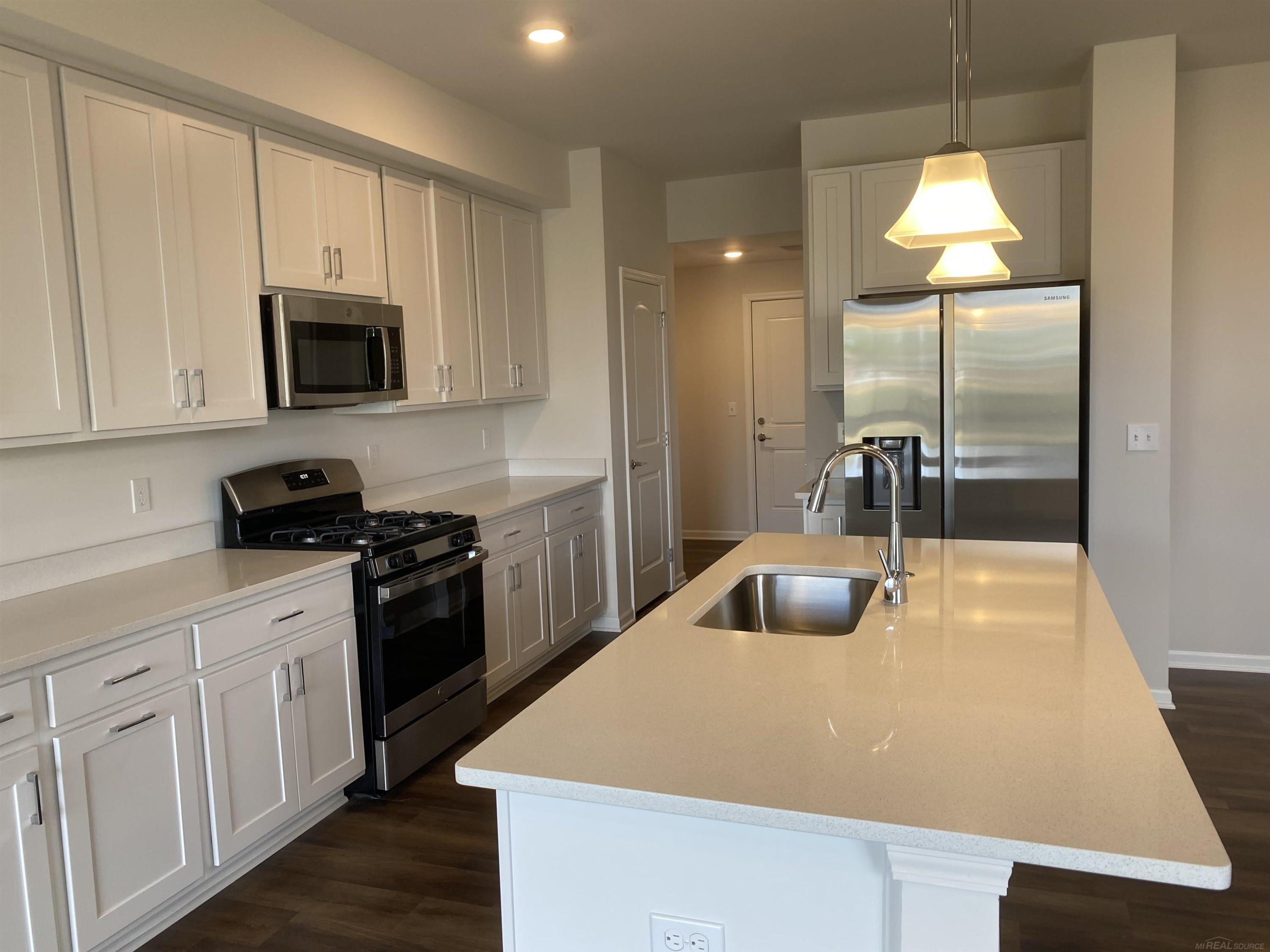 8783 Pioneer Drive, MI — Photo 10