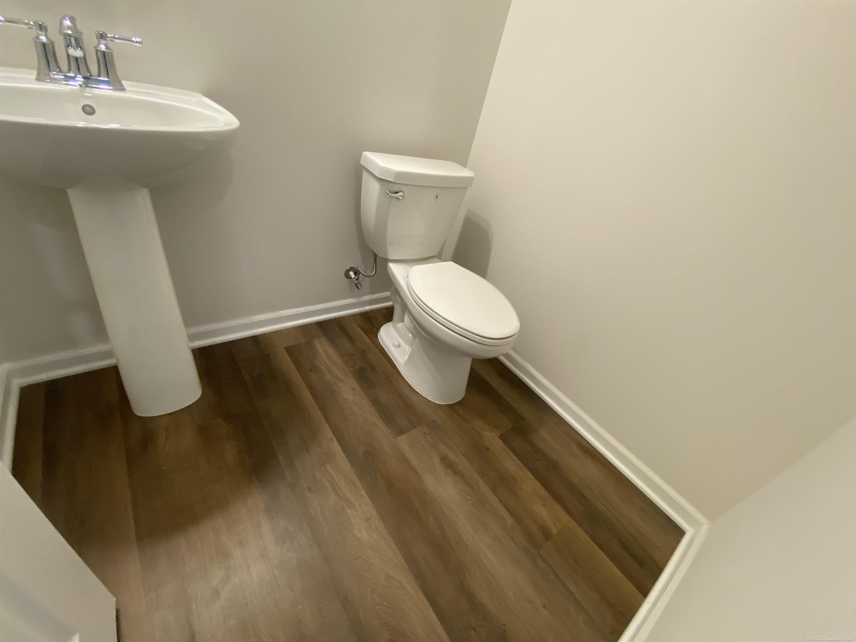 8783 Pioneer Drive, MI — Photo 14