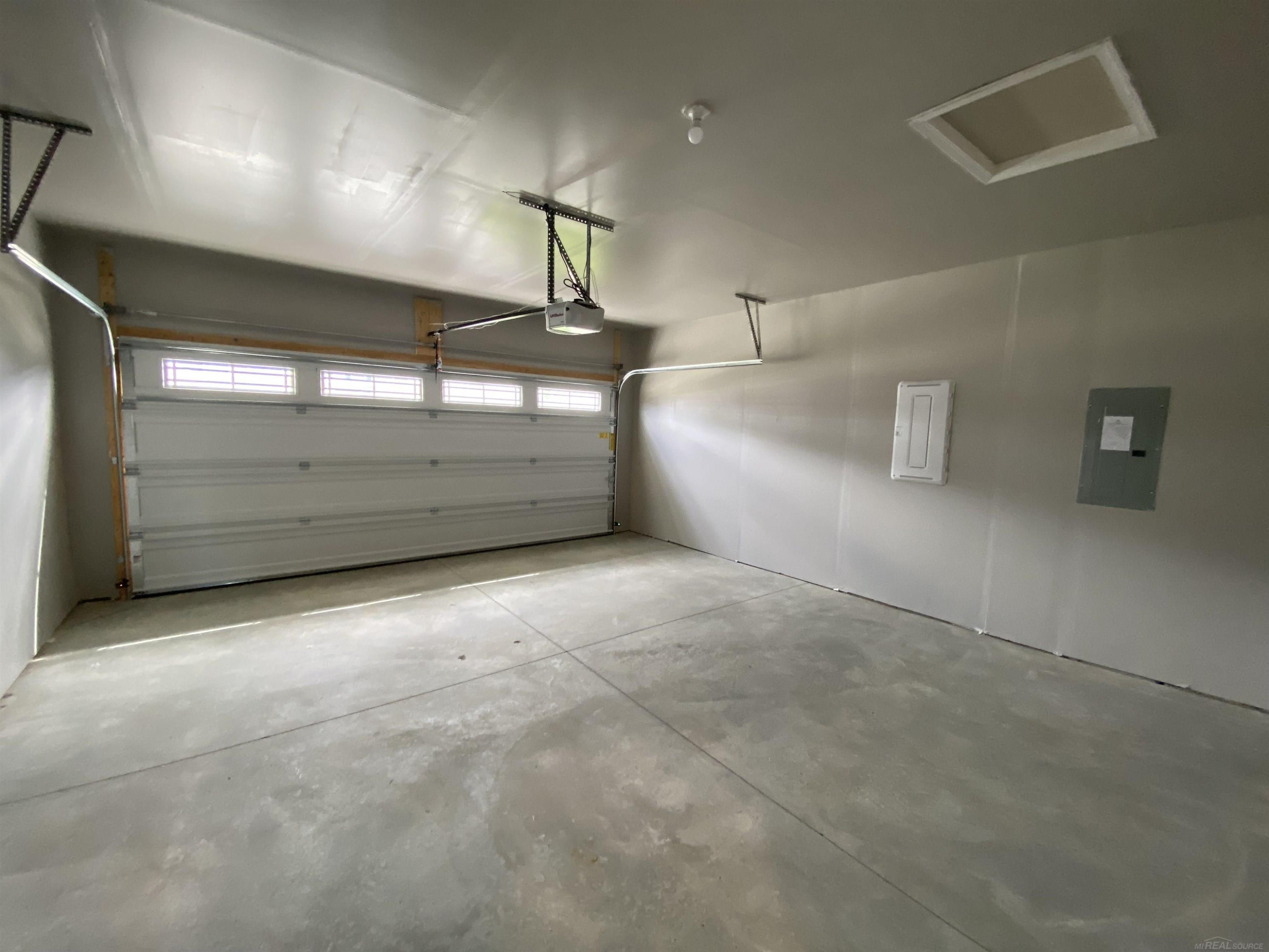 8783 Pioneer Drive, MI — Photo 26