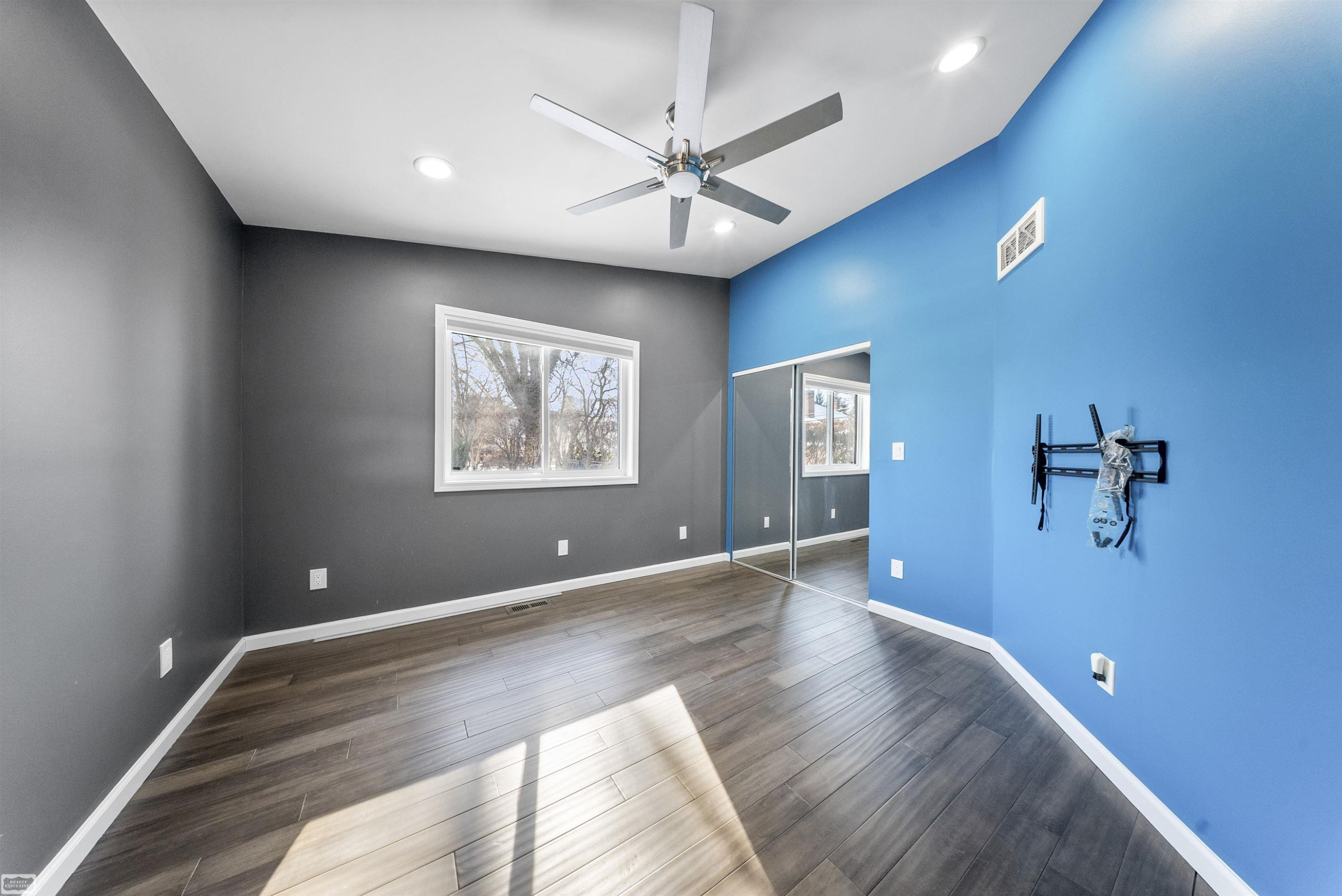 1030 Bishop Road, Grosse Pointe, MI 48230 — Photo 27