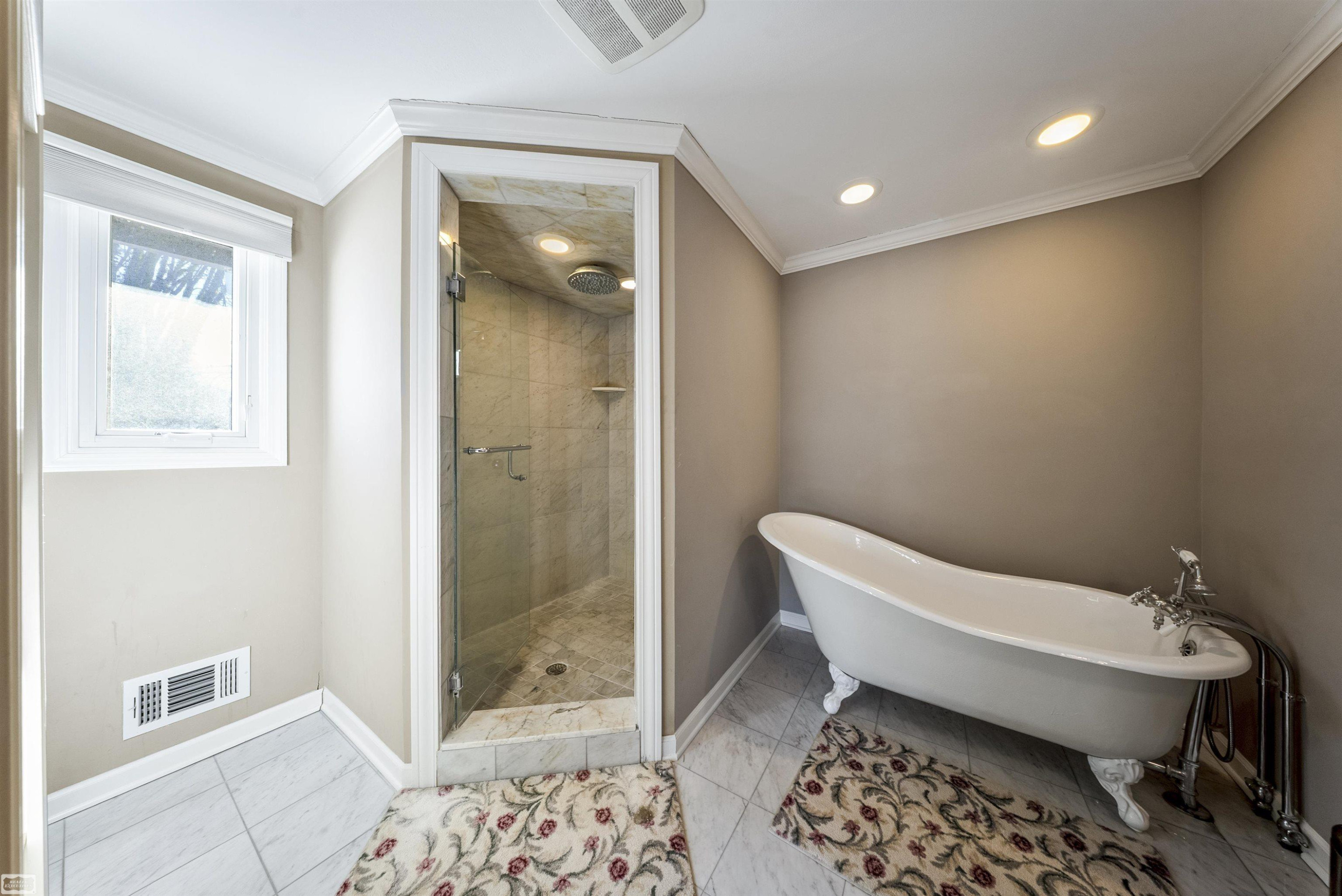 1030 Bishop Road, Grosse Pointe, MI 48230 — Photo 35