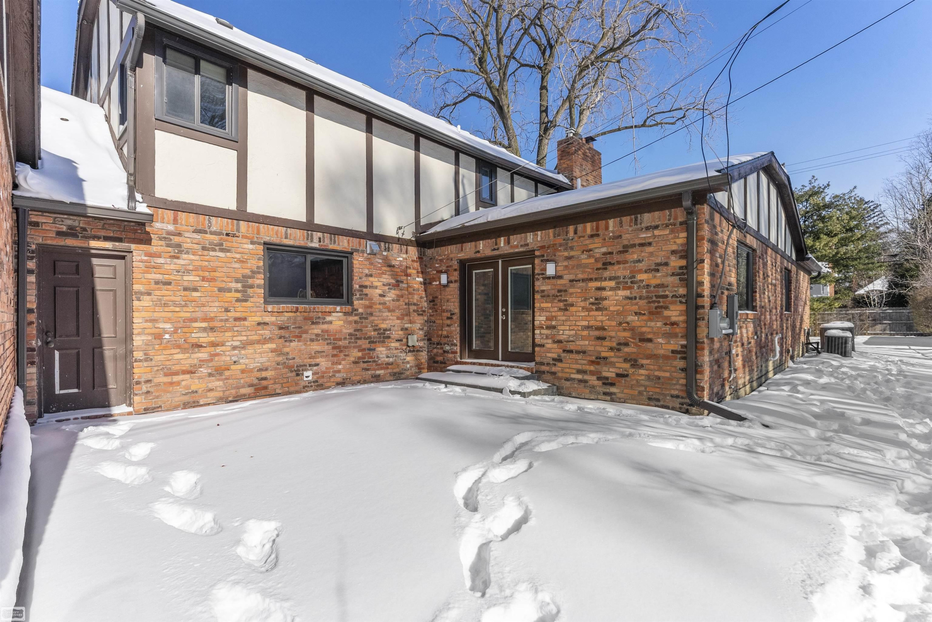 1030 Bishop Road, Grosse Pointe, MI 48230 — Photo 48