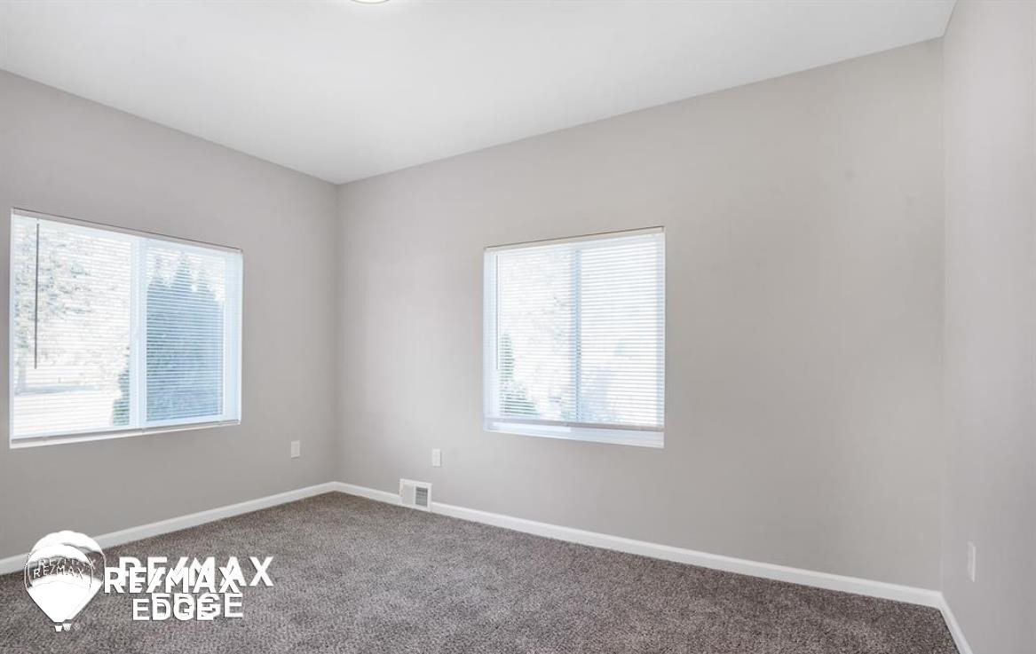 2190 Kircher Court, Auburn Hills, MI 48326 — Photo 18