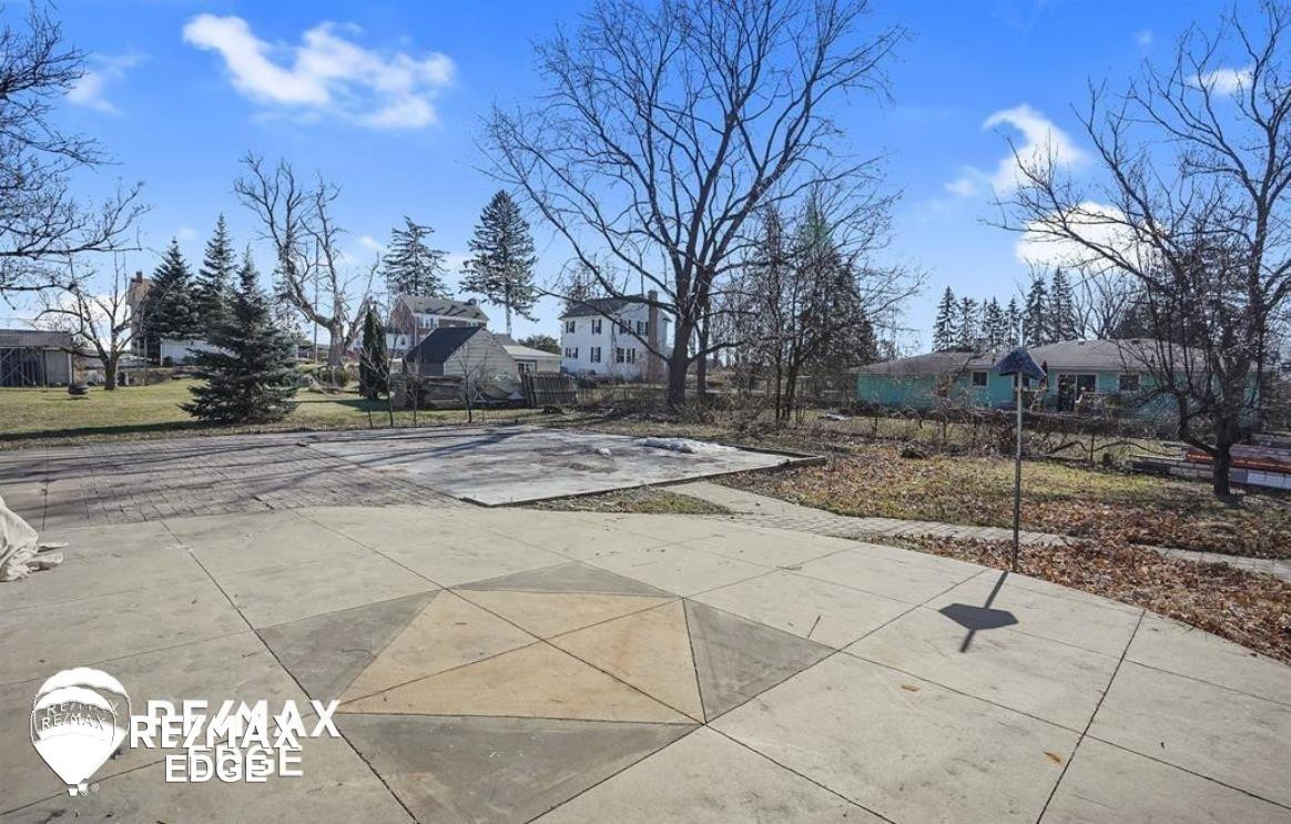 2190 Kircher Court, Auburn Hills, MI 48326 — Photo 36