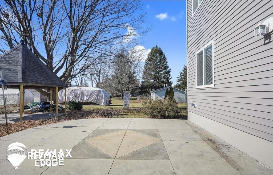 2190 Kircher Court, Auburn Hills, MI 48326 — Photo 37