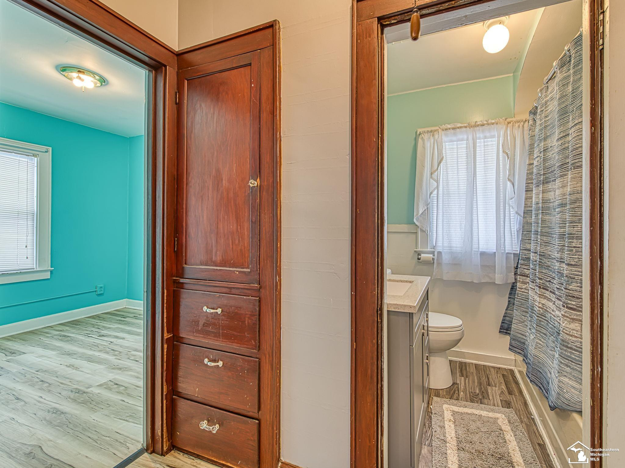 870 Bryant Avenue, Jackson, MI 49202 — Photo 11