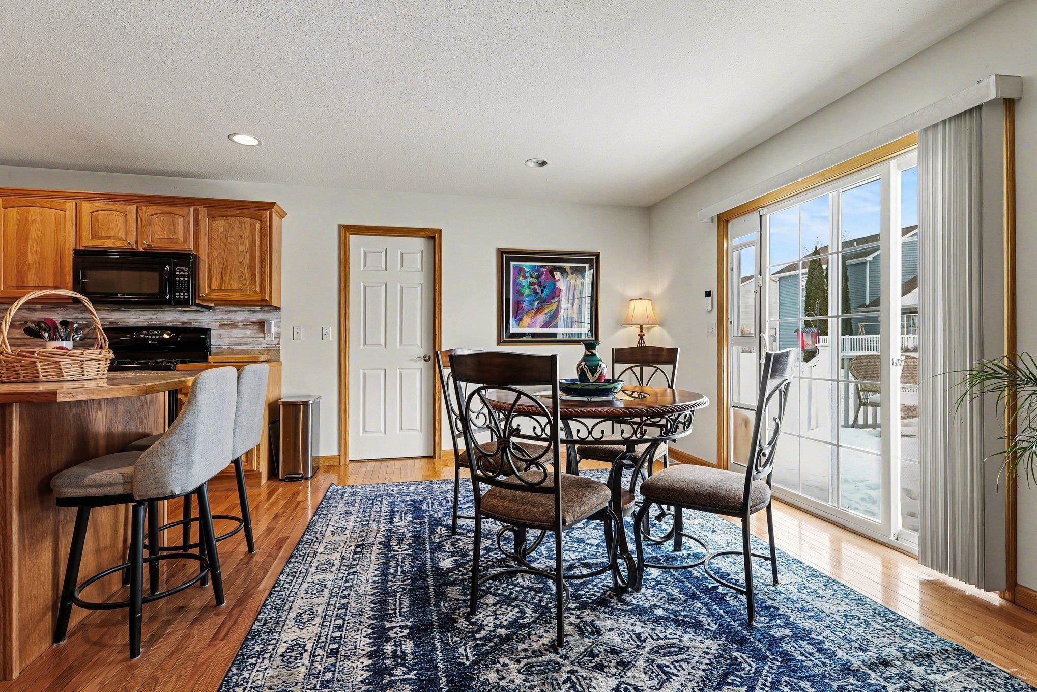 8314 Goldfinch Drive, Freeland, MI 48623 — Photo 9