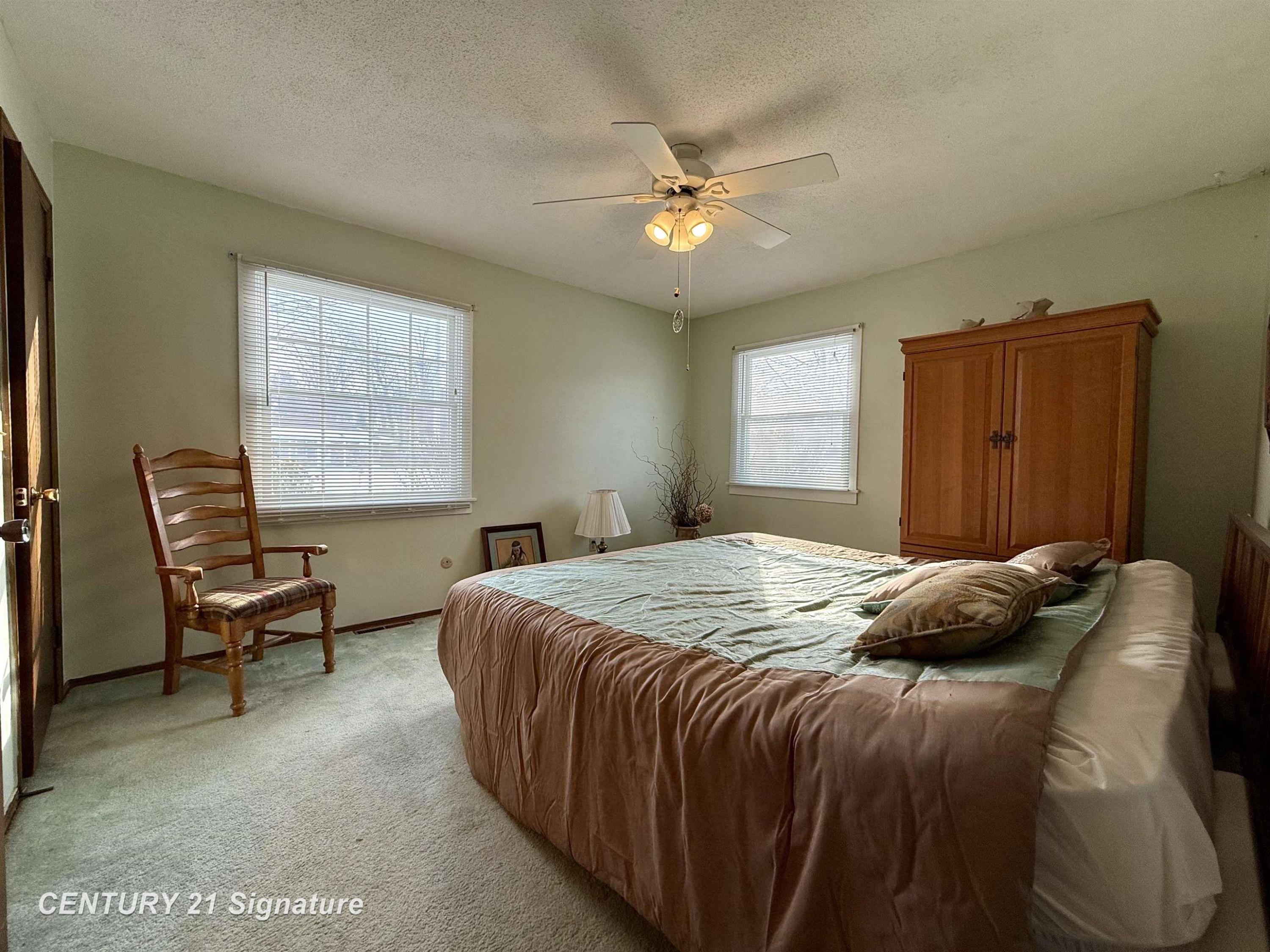 1697 Thunderbird Drive, Saginaw, MI 48609 — Photo 11