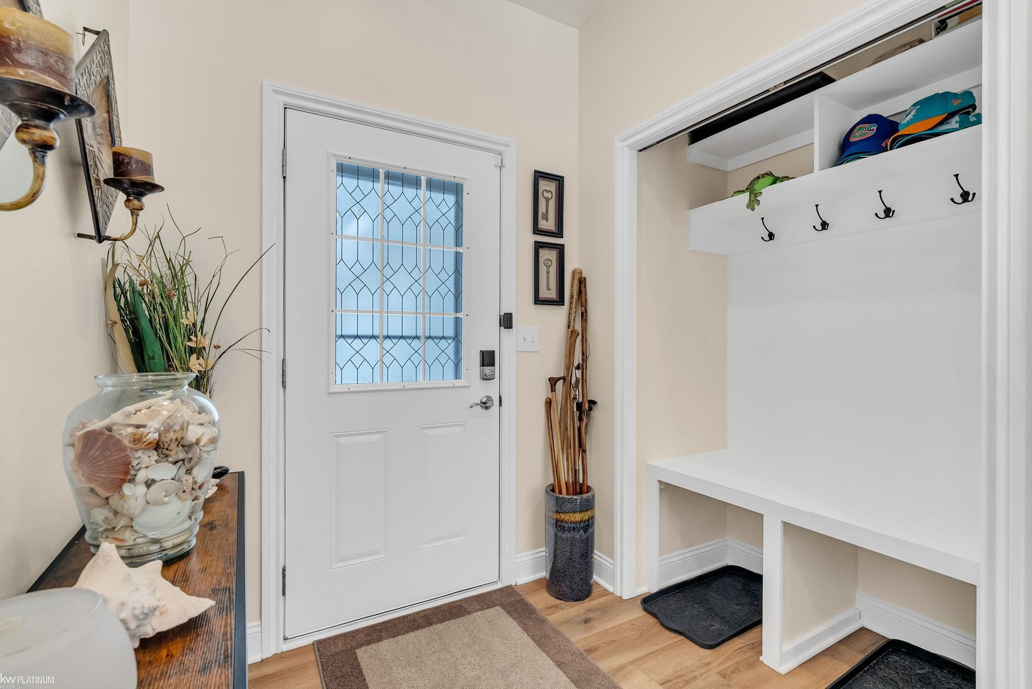 4231 Pine Grove Avenue, MI 48059 — Photo 5