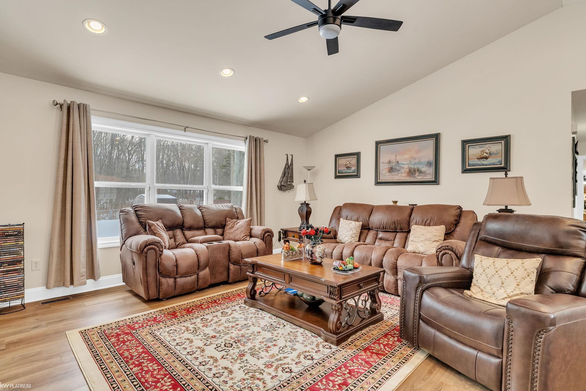 4231 Pine Grove Avenue, MI 48059 — Photo 7