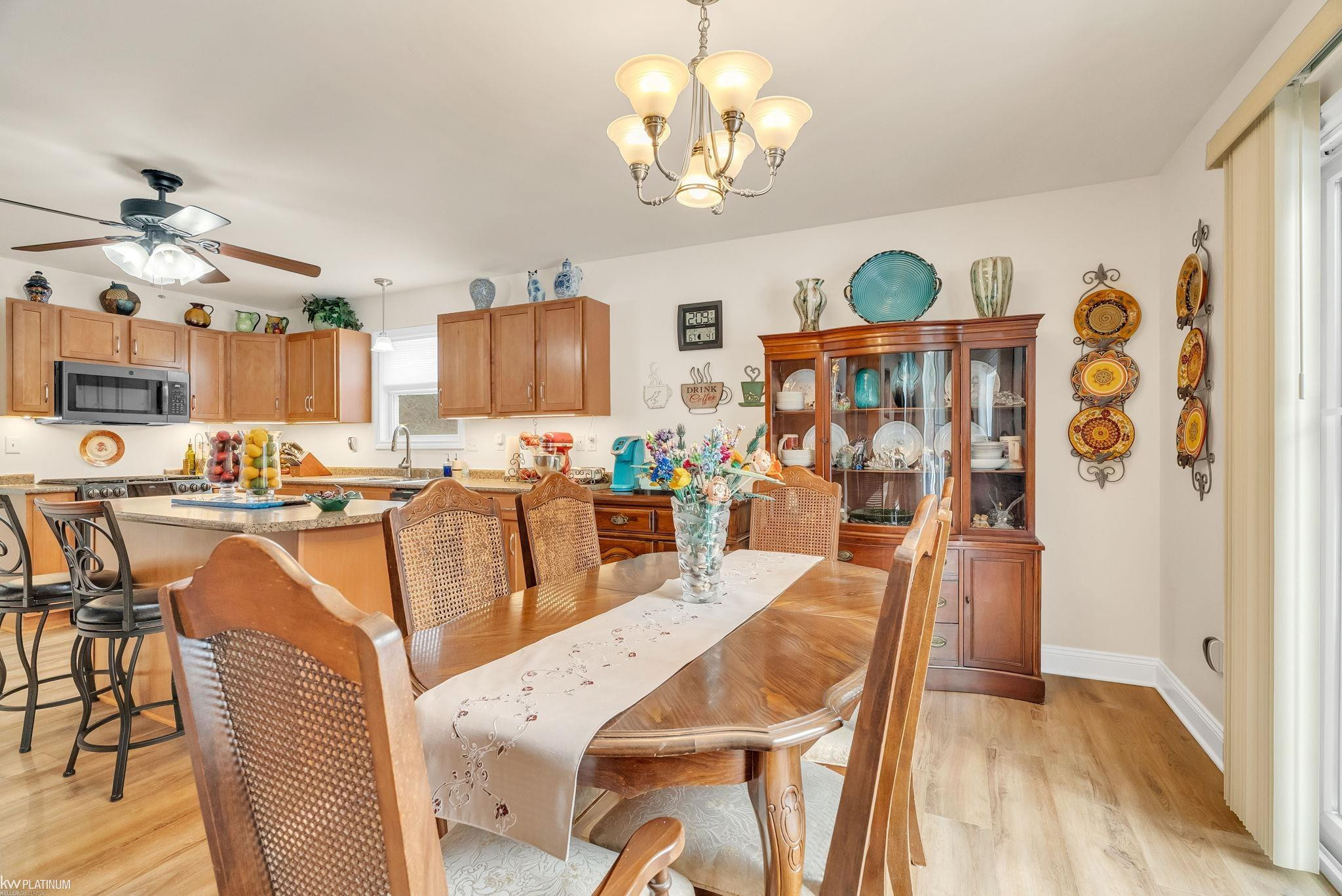 4231 Pine Grove Avenue, MI 48059 — Photo 9