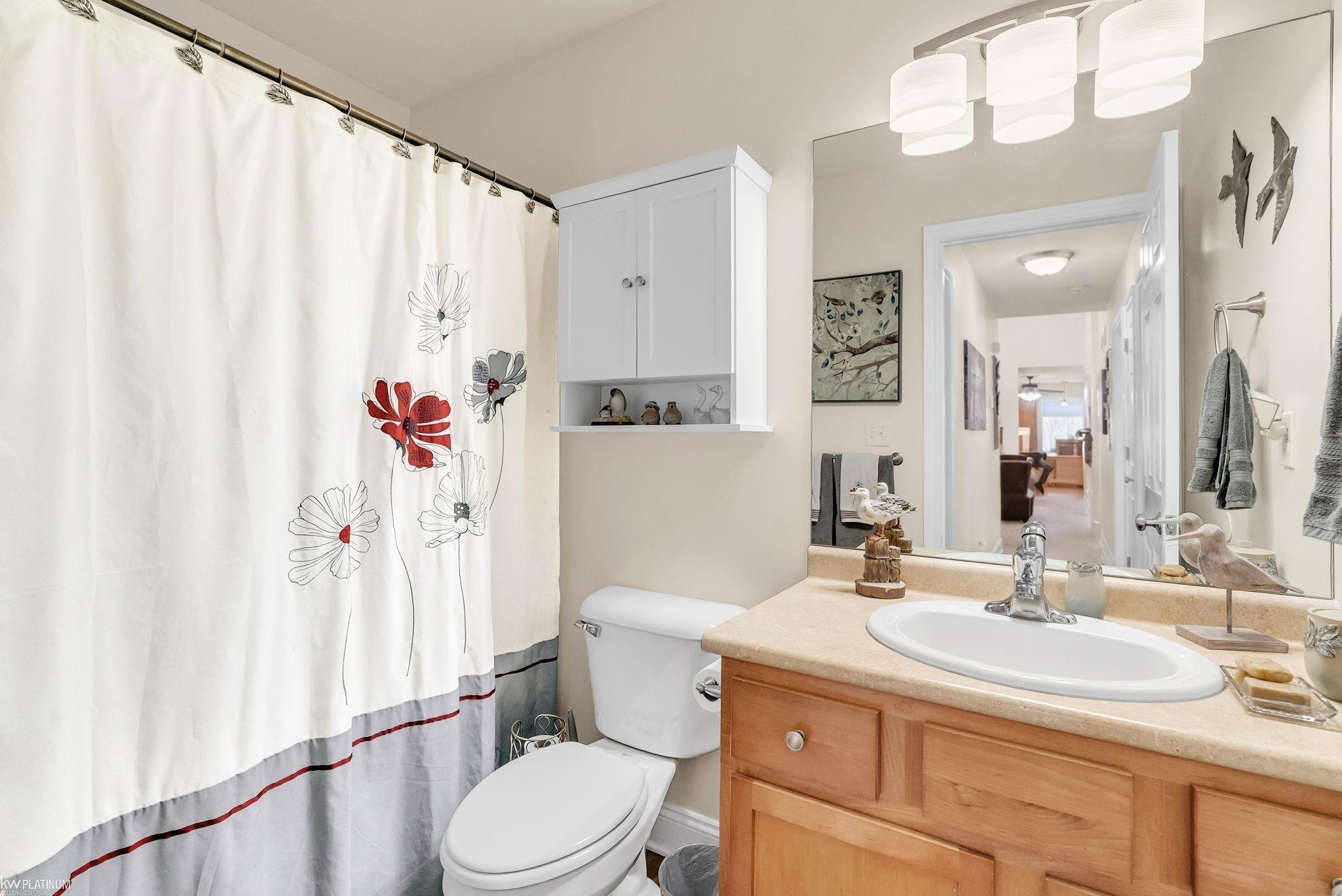 4231 Pine Grove Avenue, MI 48059 — Photo 22