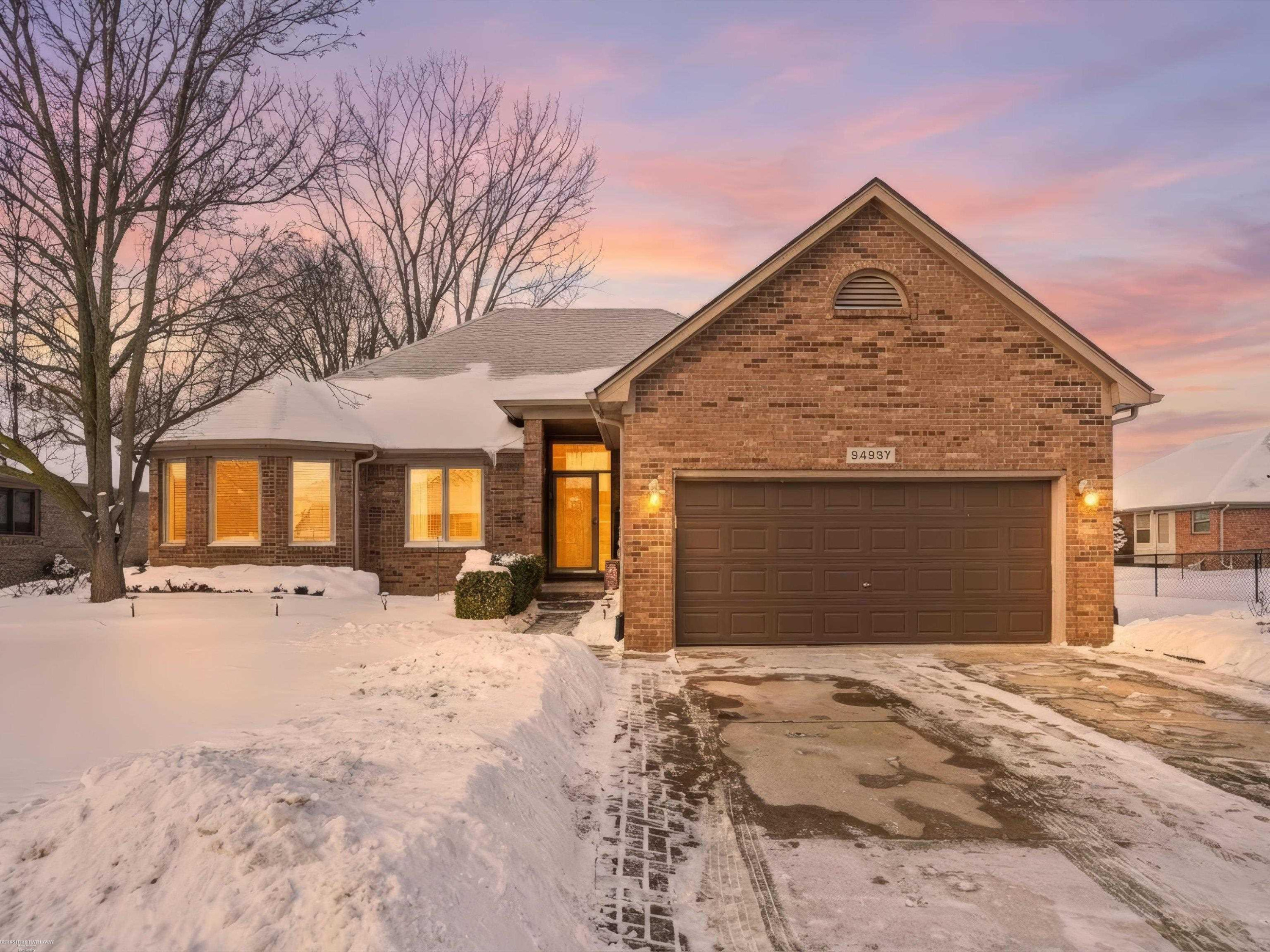 54537 Pine Street, New Baltimore, MI 48047 — Photo 2