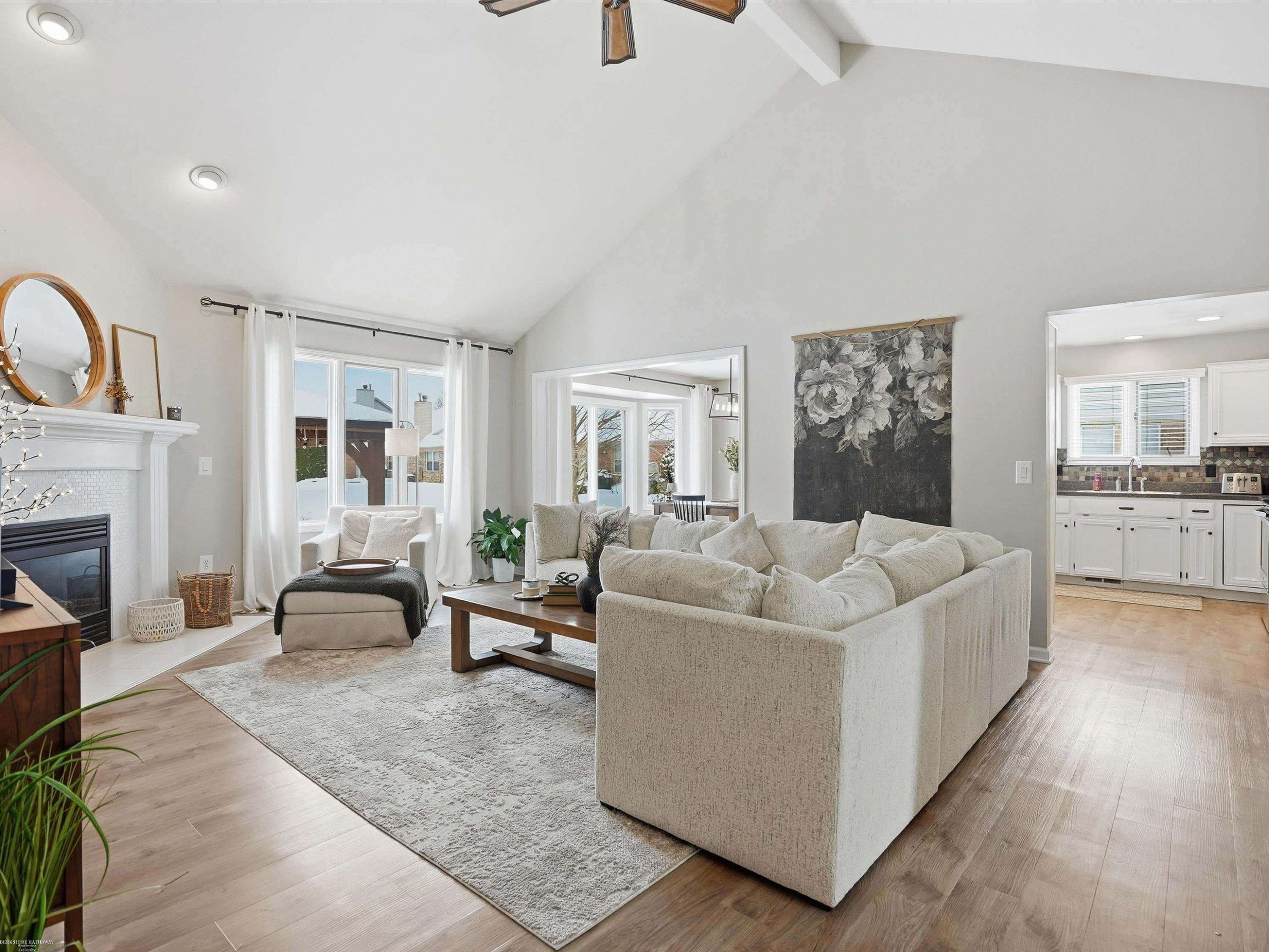54537 Pine Street, New Baltimore, MI 48047 — Photo 4