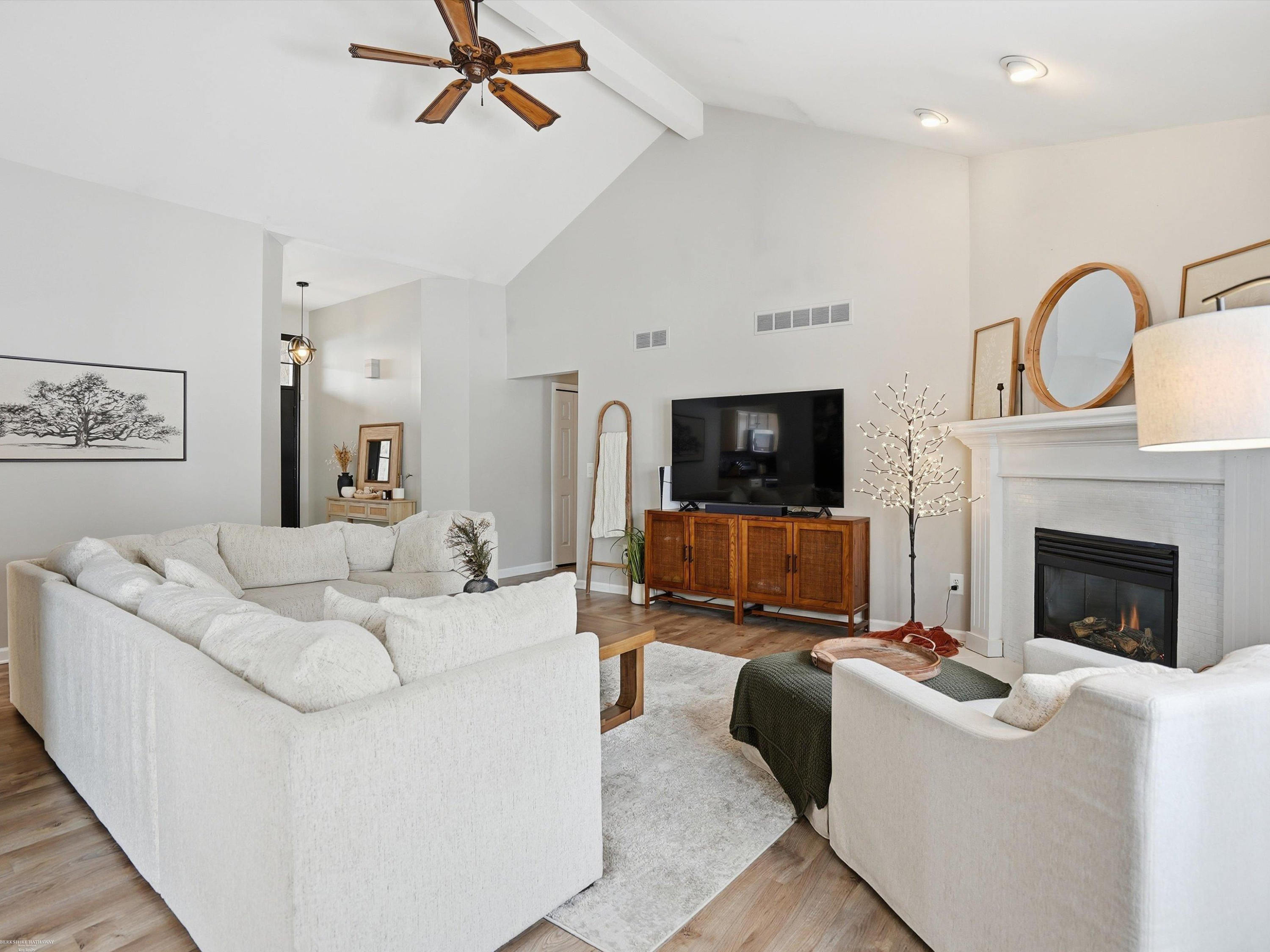 54537 Pine Street, New Baltimore, MI 48047 — Photo 5