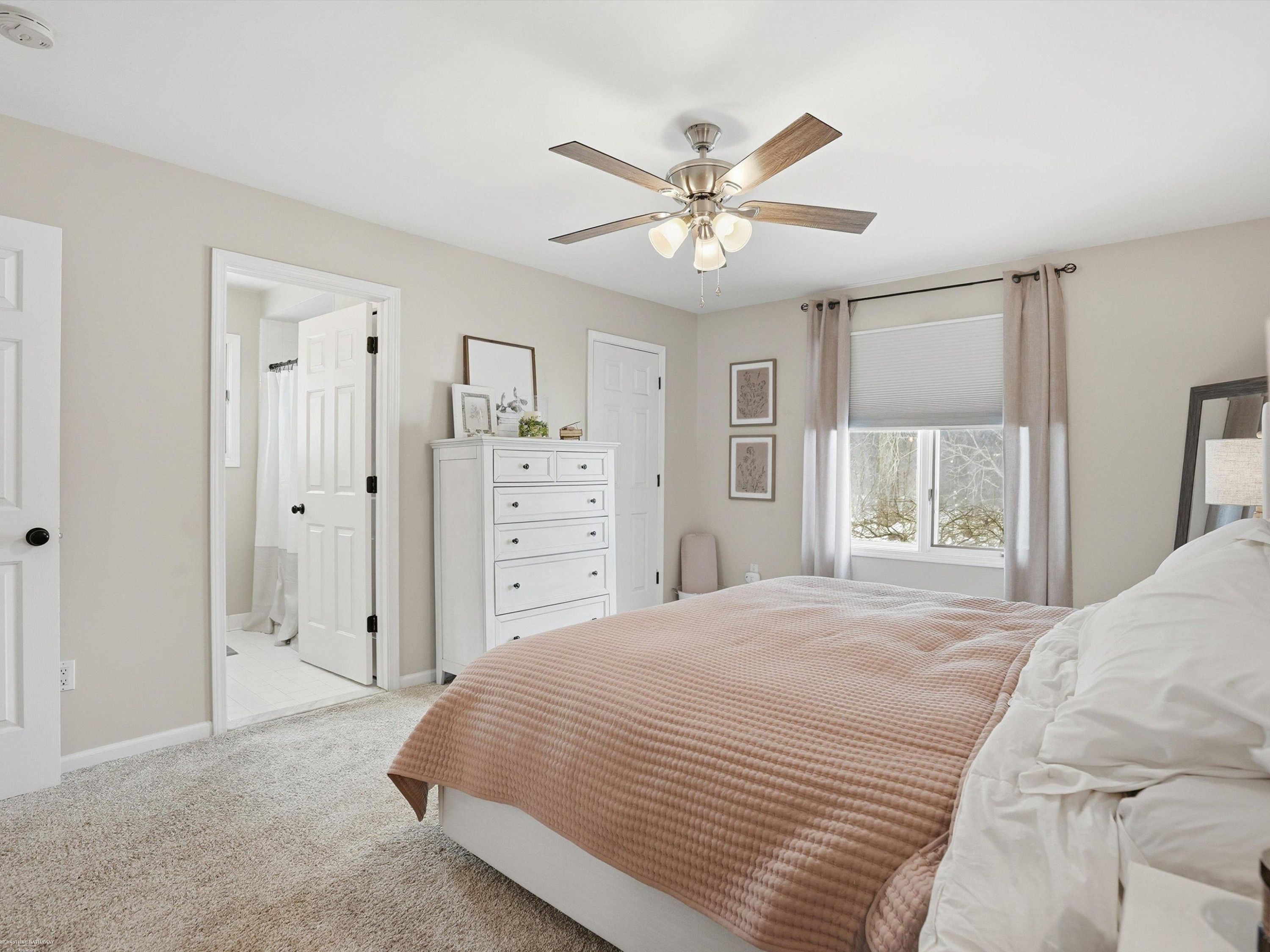 54537 Pine Street, New Baltimore, MI 48047 — Photo 14