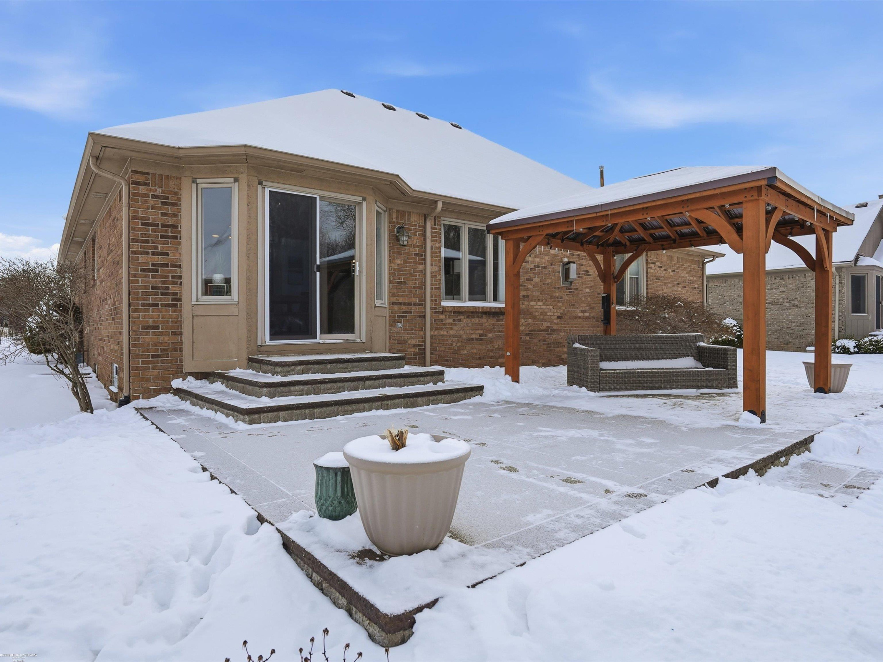 54537 Pine Street, New Baltimore, MI 48047 — Photo 33