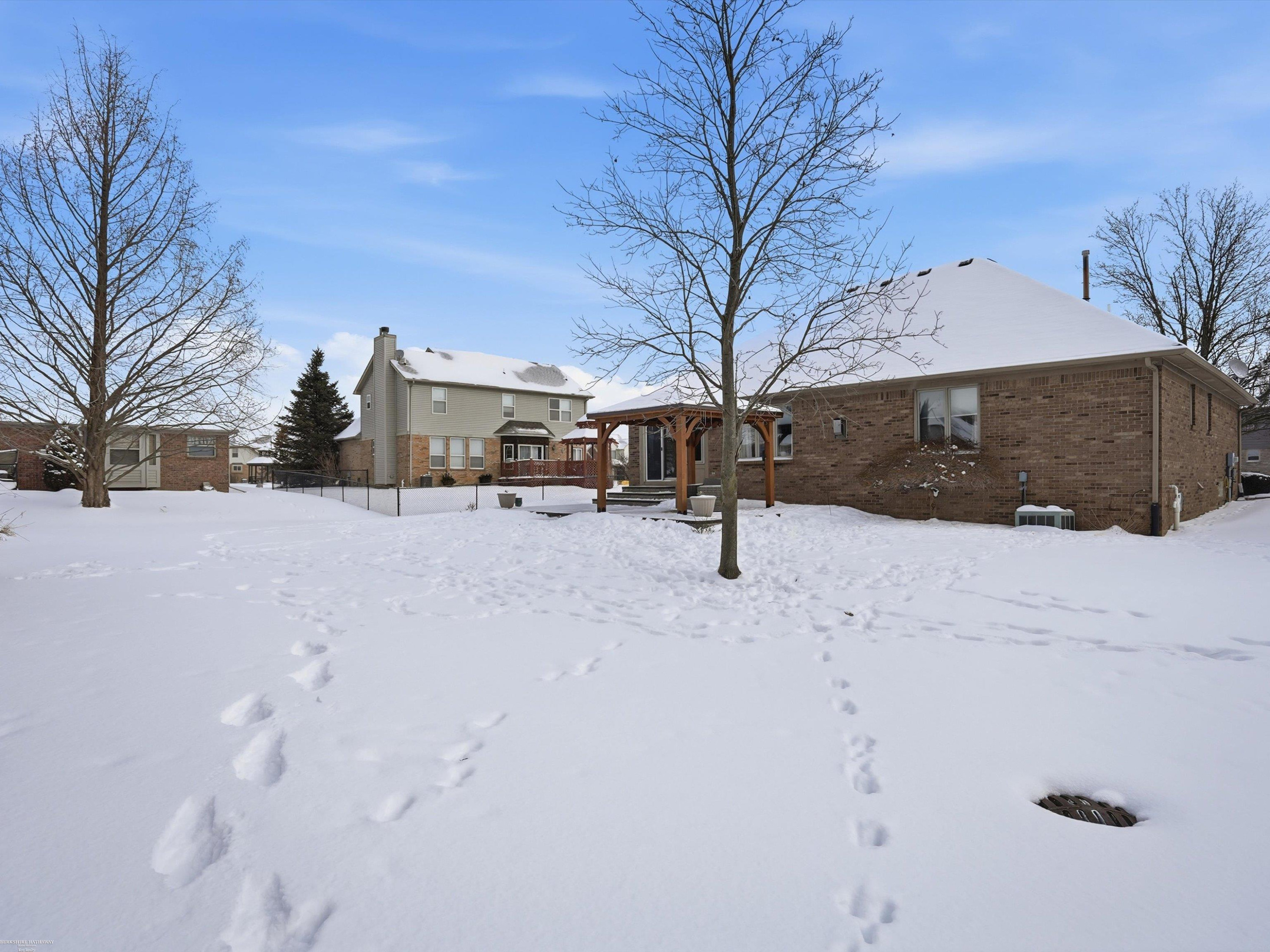 54537 Pine Street, New Baltimore, MI 48047 — Photo 37