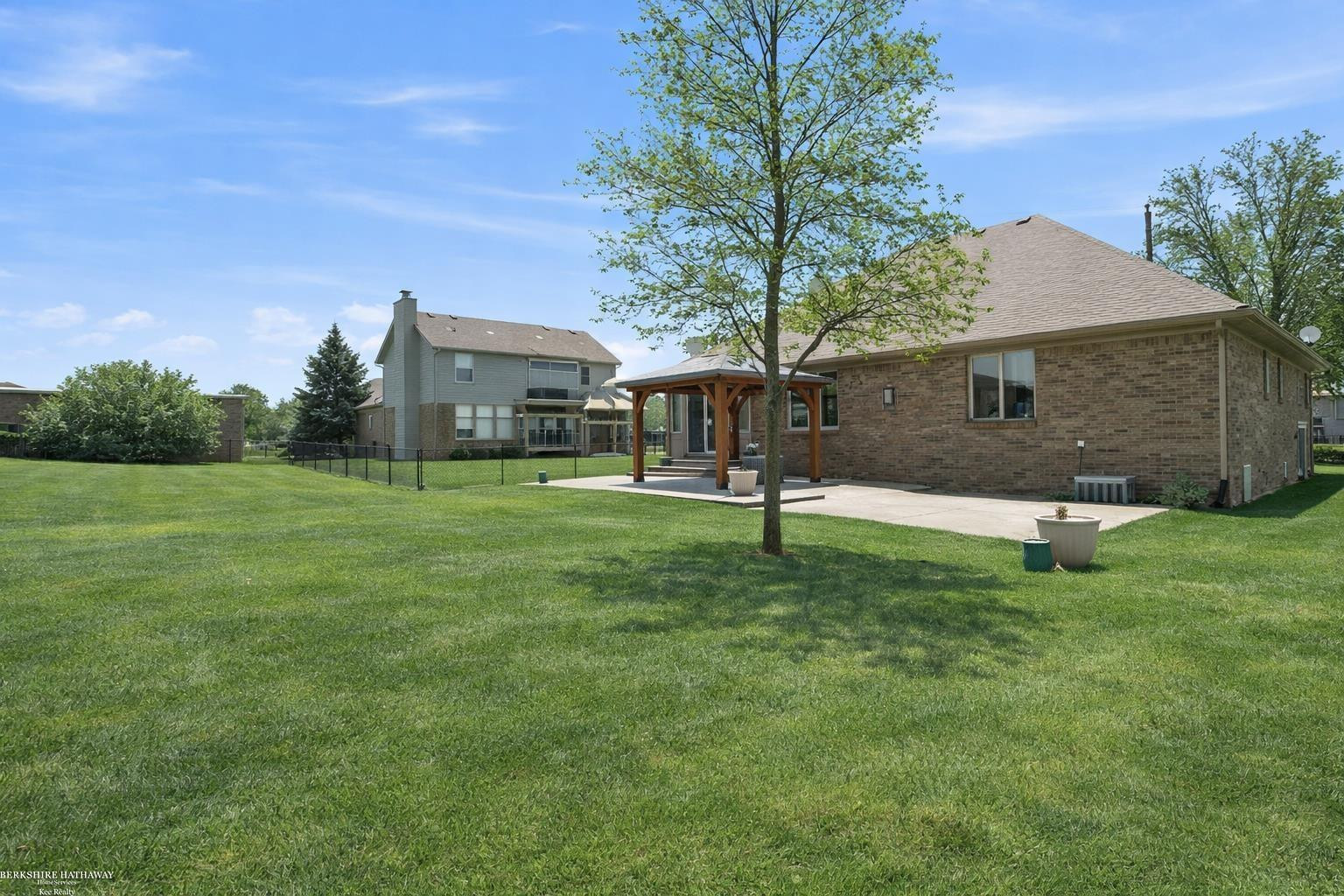 54537 Pine Street, New Baltimore, MI 48047 — Photo 38