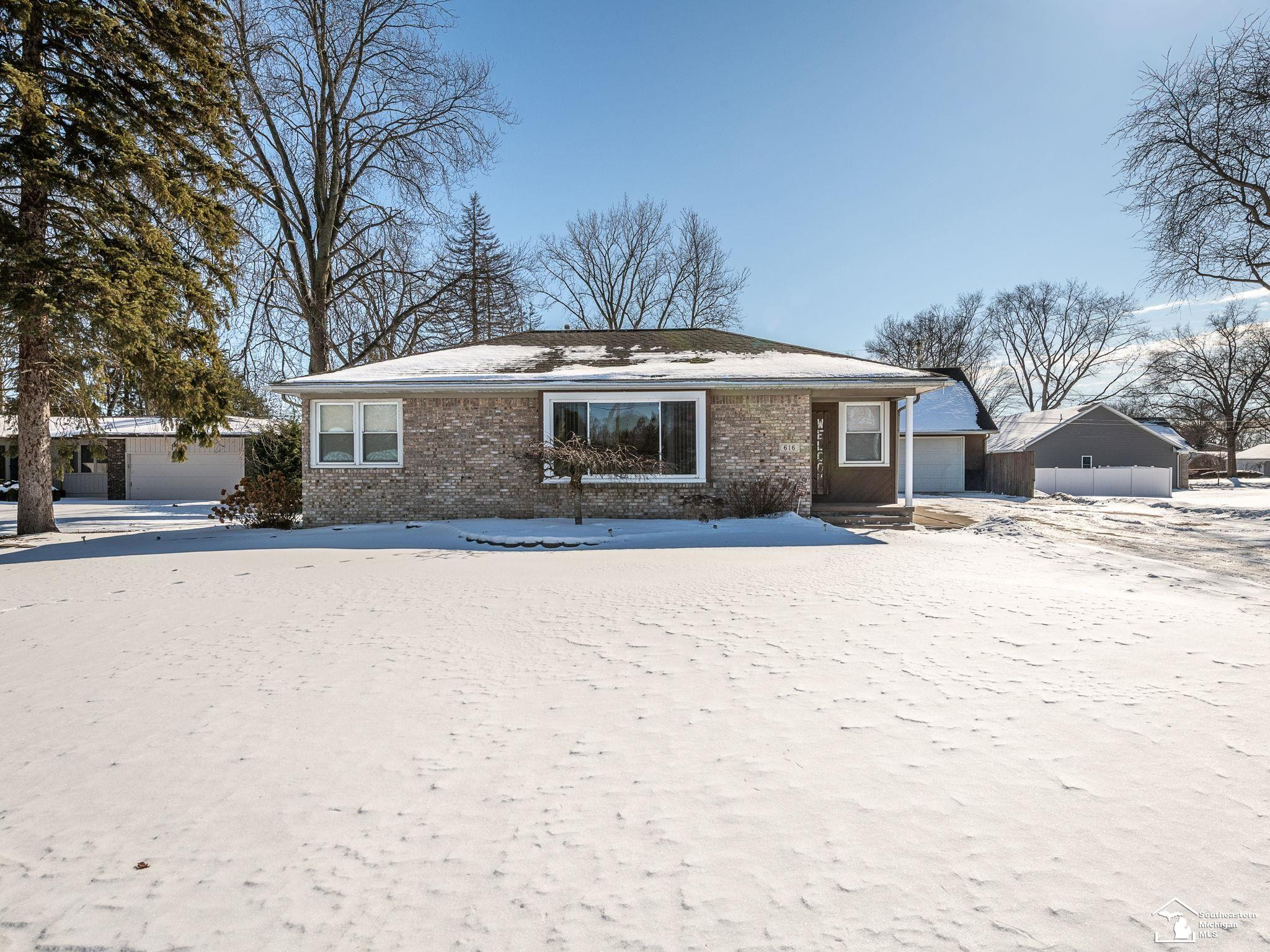 616 Cole Road, Monroe, MI 48162 — Photo 2