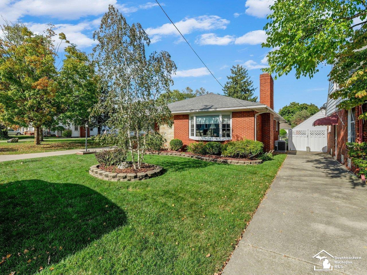 5924 Oakwood Street, Monroe, MI 48161 — Photo 3