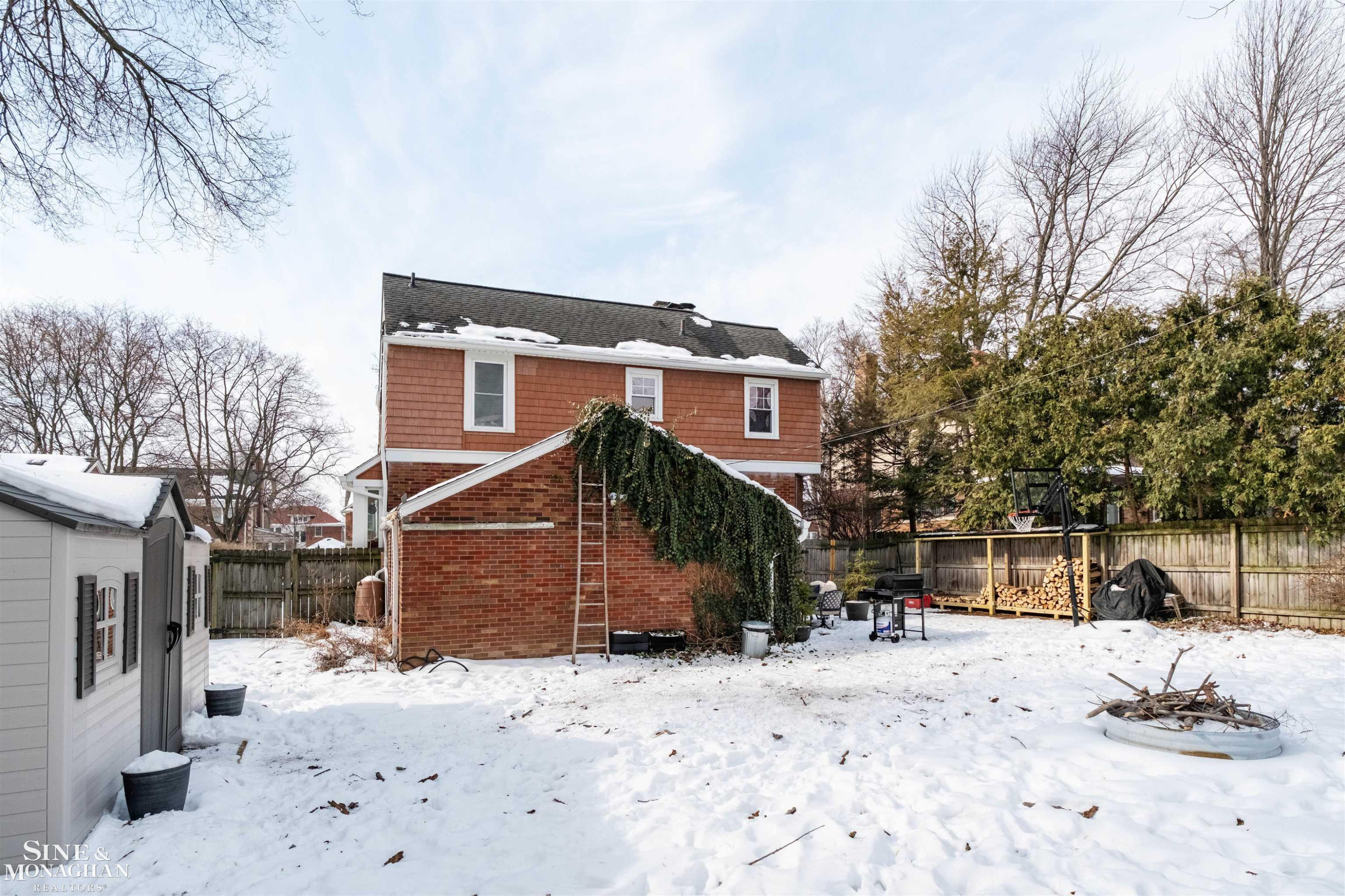 970 Lakepointe Street, Grosse Pointe Park, MI 48230 — Photo 54