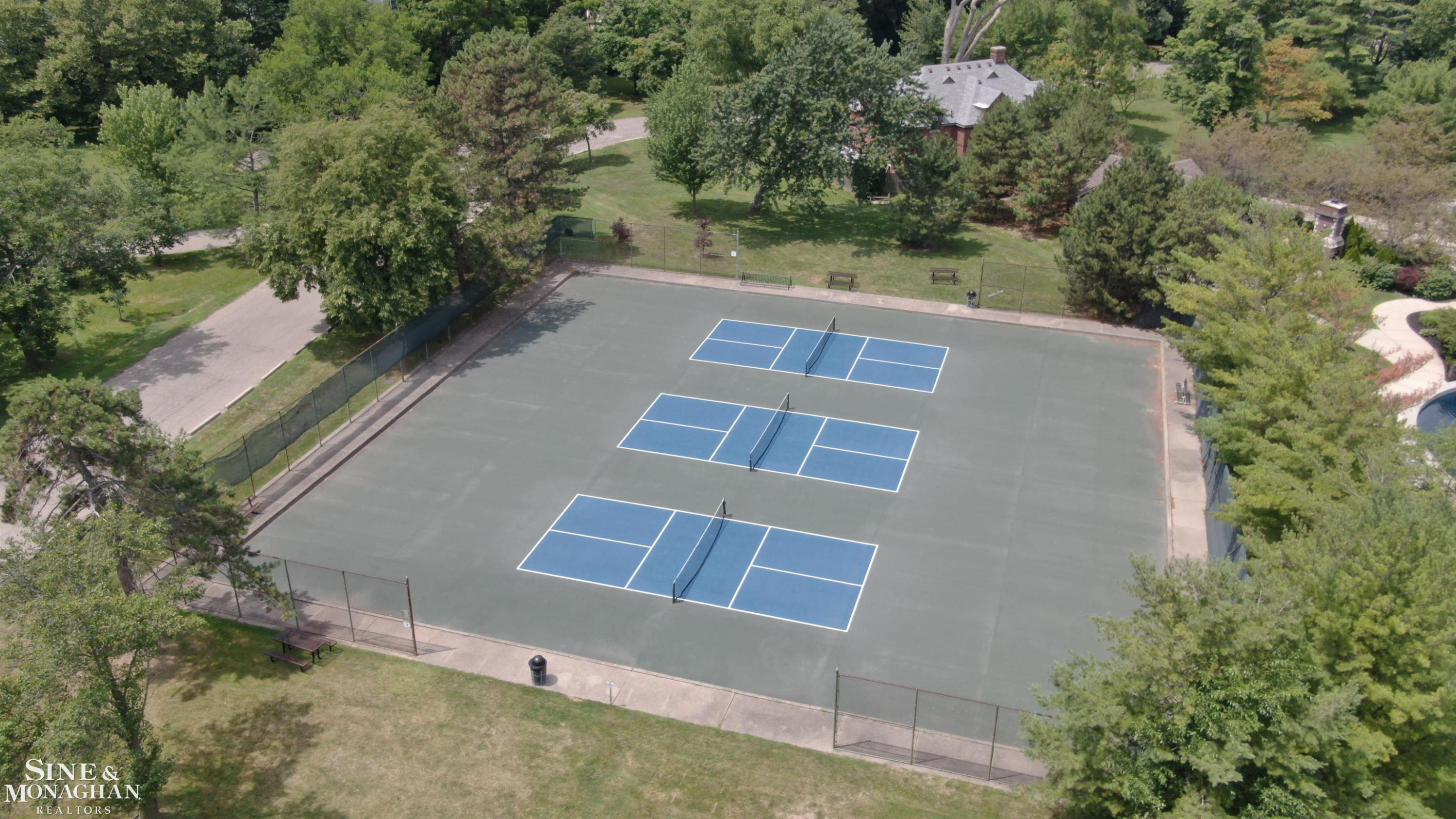 970 Lakepointe Street, Grosse Pointe Park, MI 48230 — Photo 76