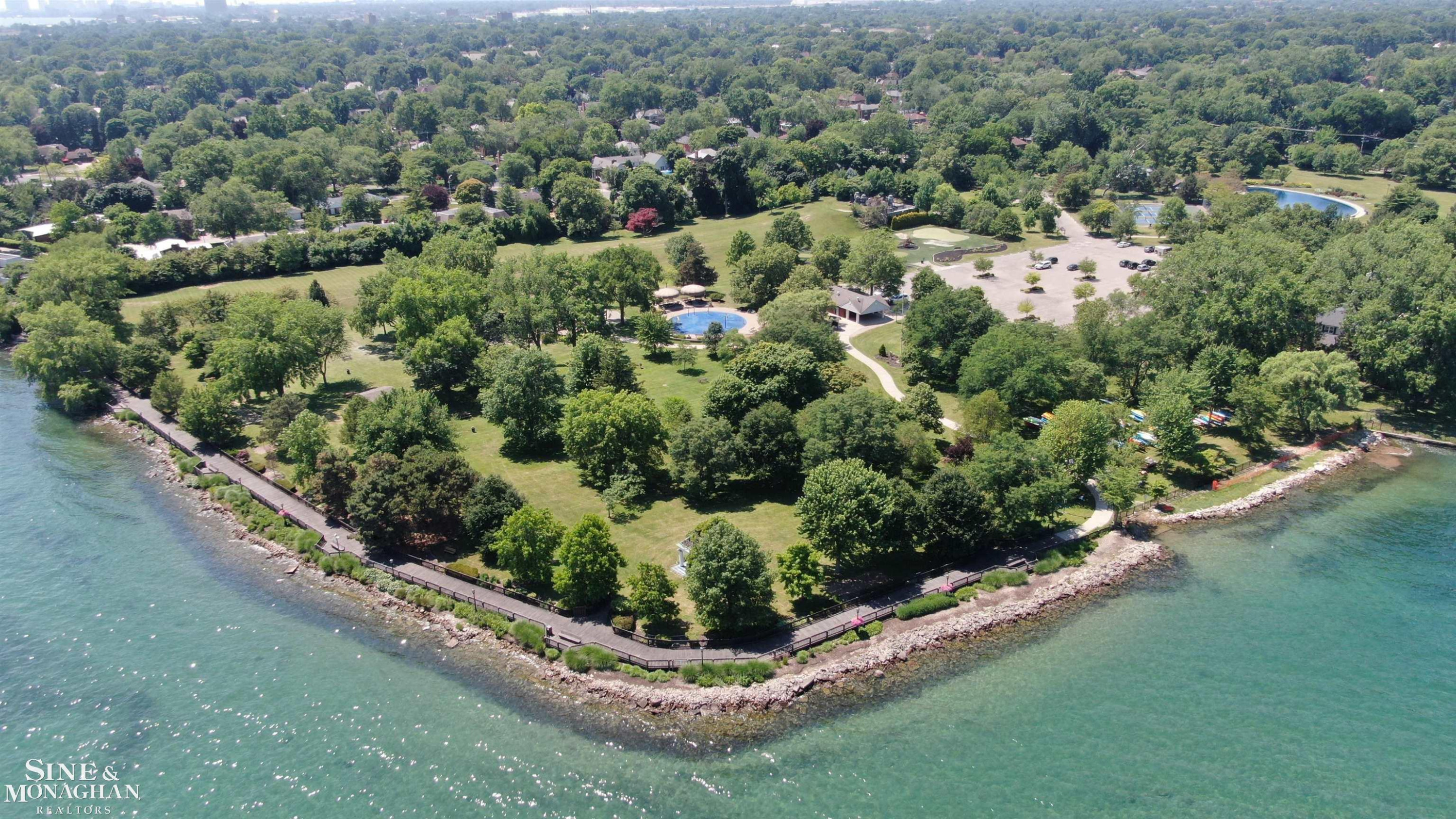 970 Lakepointe Street, Grosse Pointe Park, MI 48230 — Photo 83