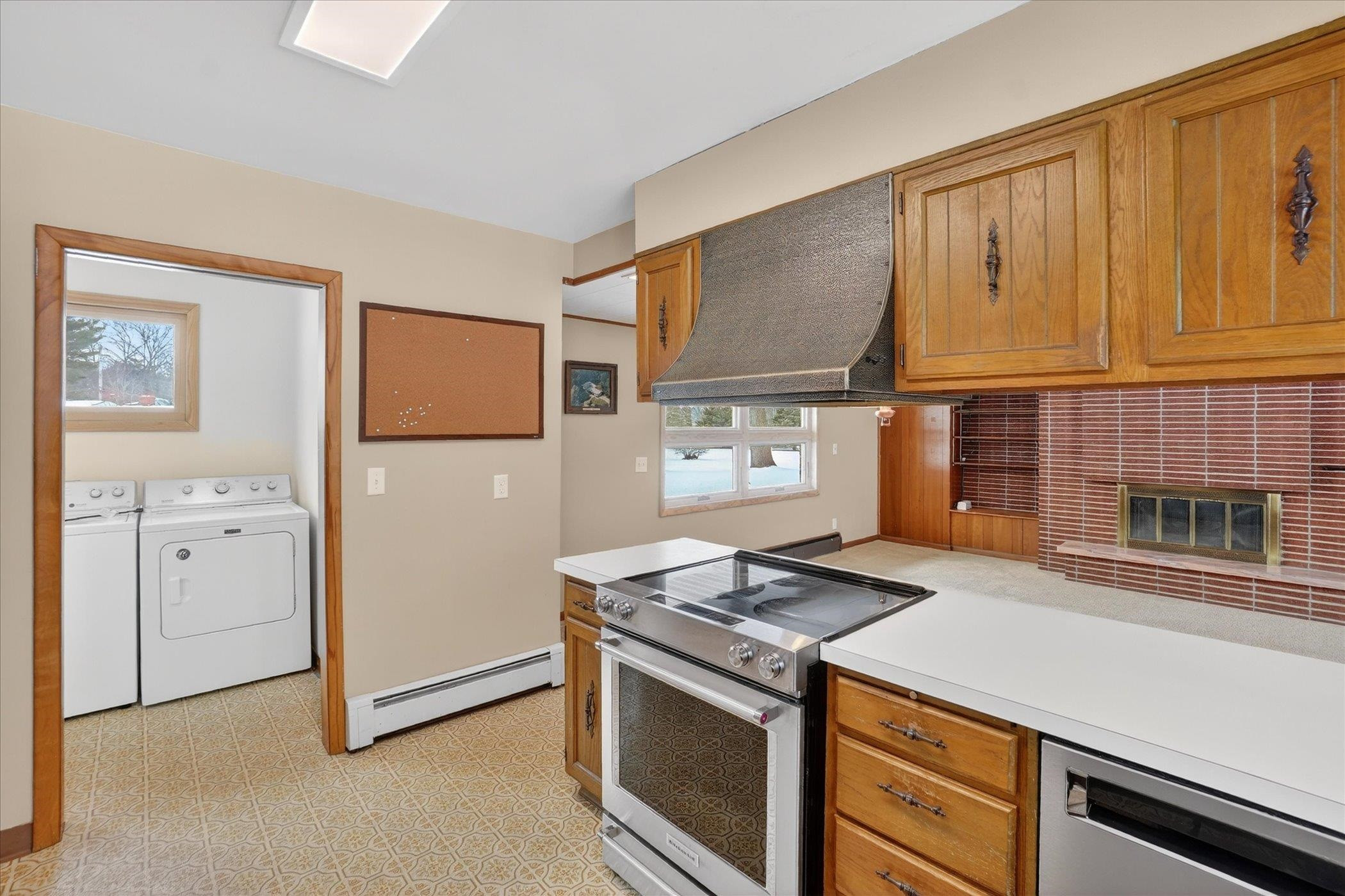410 W Maple Street, Saint Charles, MI 48655 — Photo 17