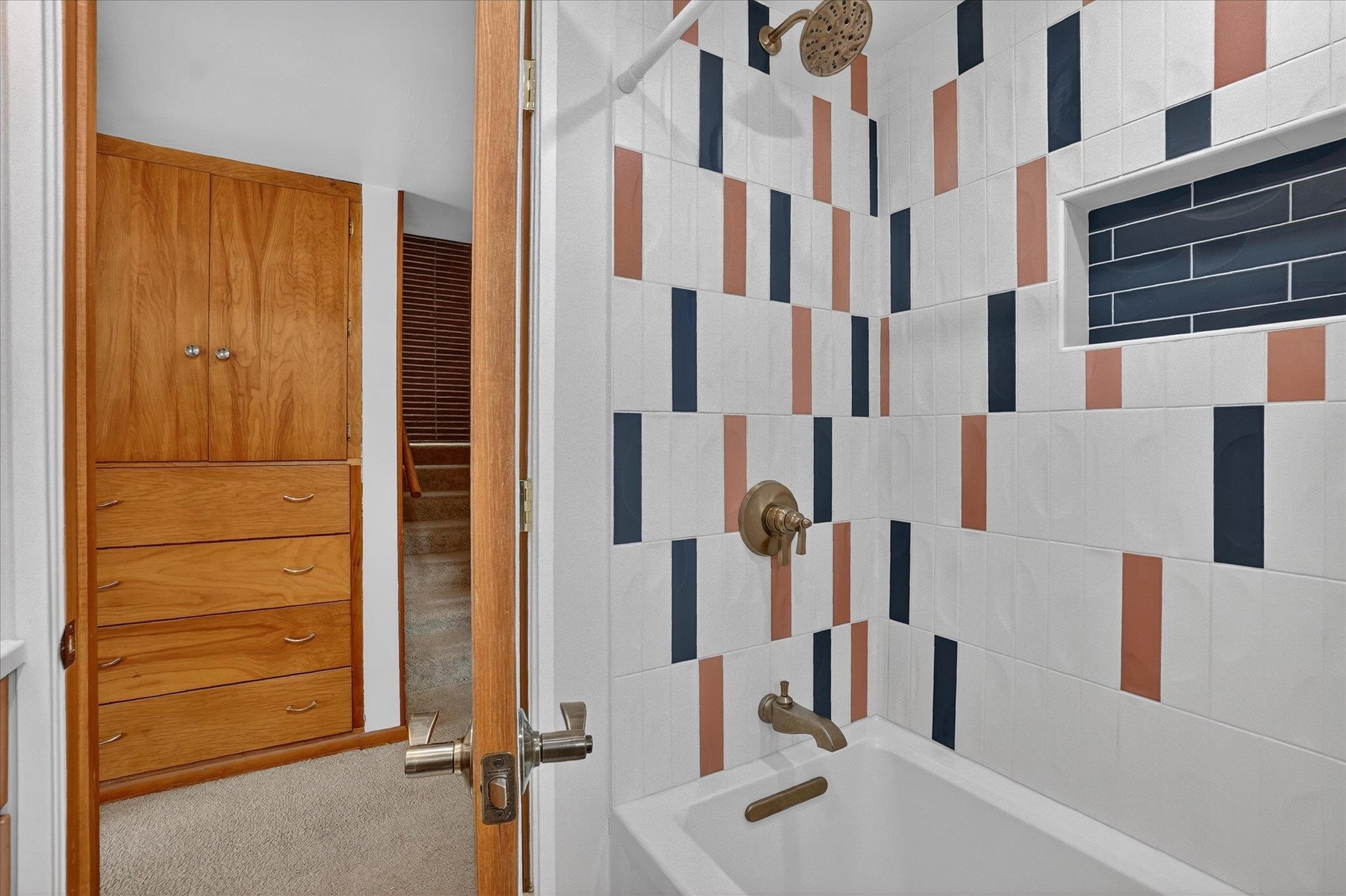 410 W Maple Street, Saint Charles, MI 48655 — Photo 23