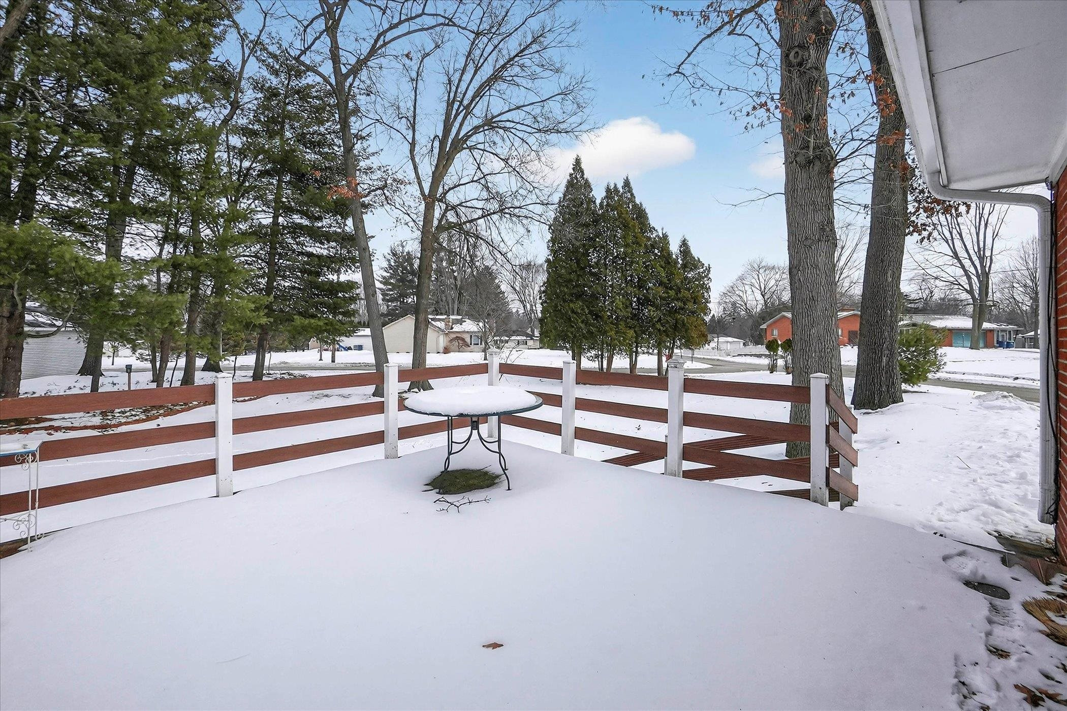 410 W Maple Street, Saint Charles, MI 48655 — Photo 42