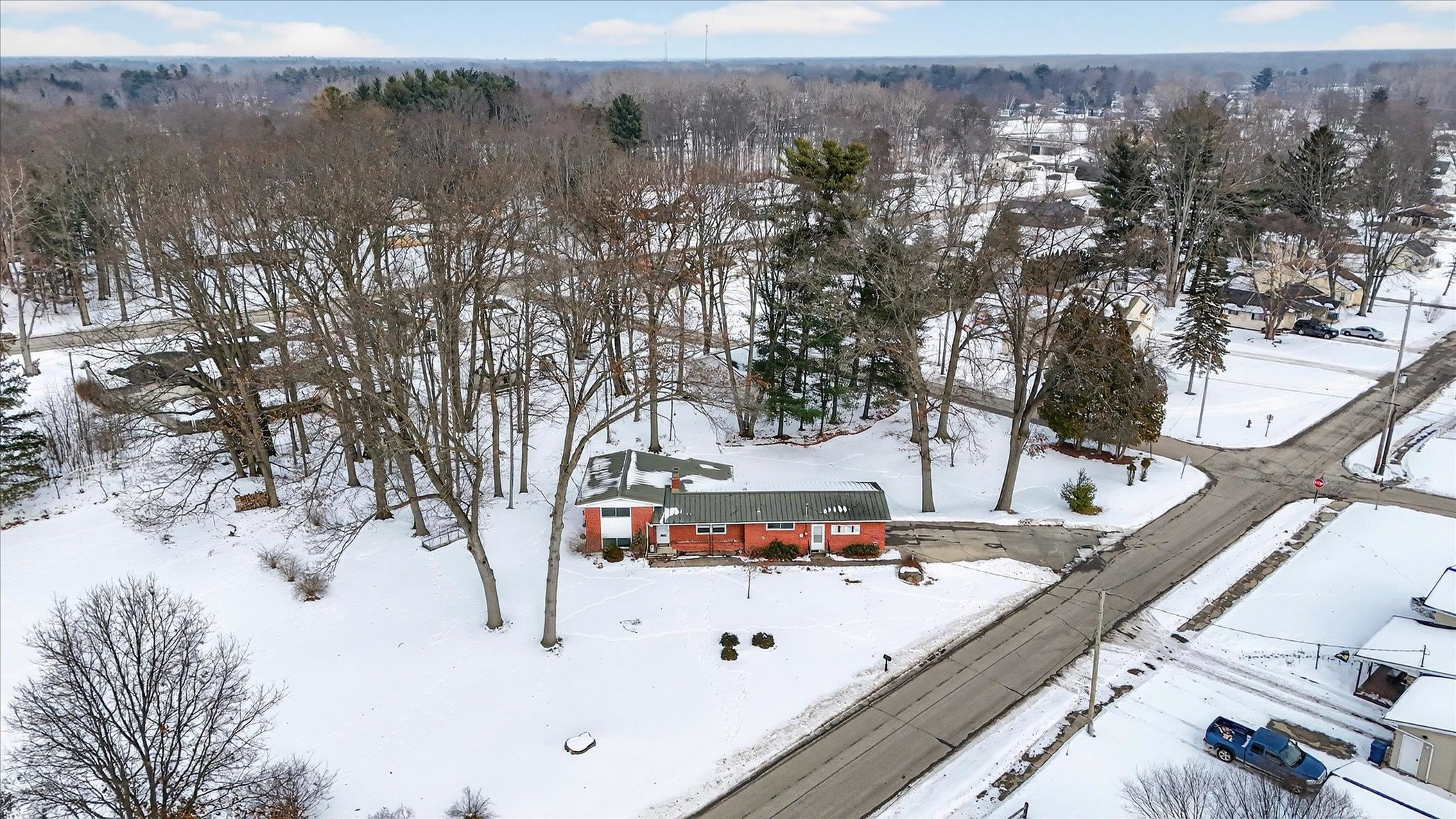 410 W Maple Street, Saint Charles, MI 48655 — Photo 58