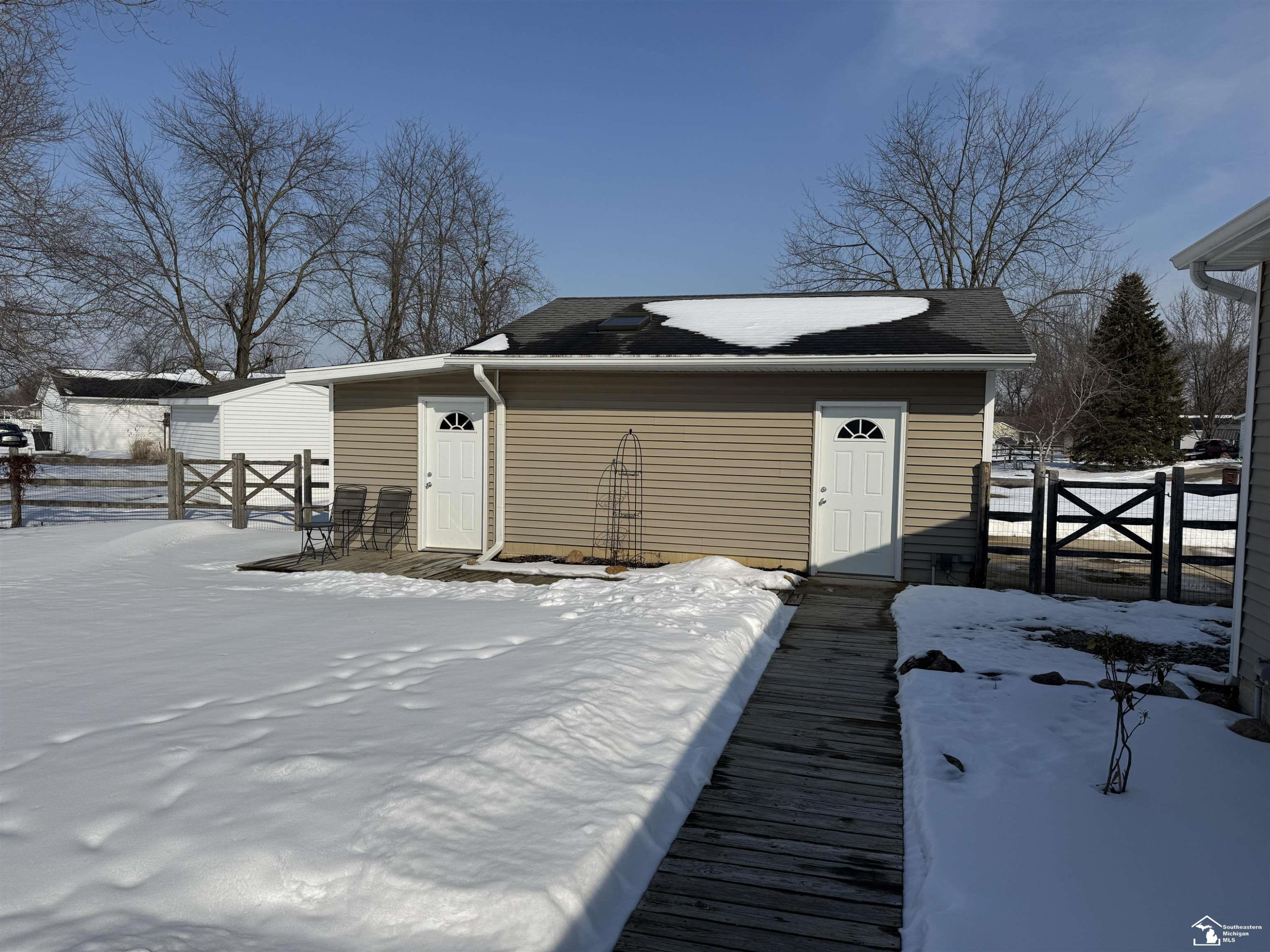 1826 Oak Leaf Drive, Adrian, MI 49221 — Photo 35