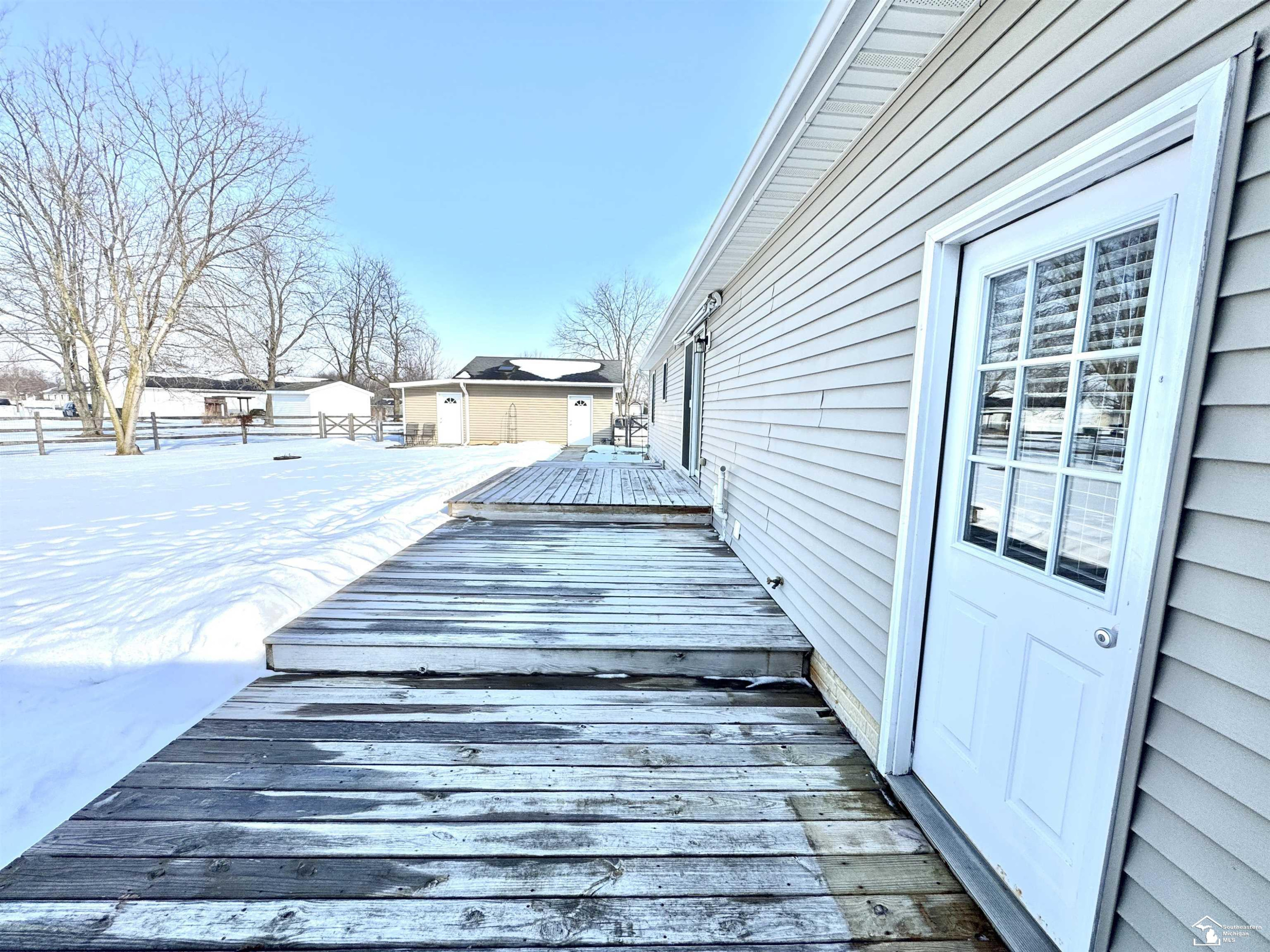 1826 Oak Leaf Drive, Adrian, MI 49221 — Photo 38