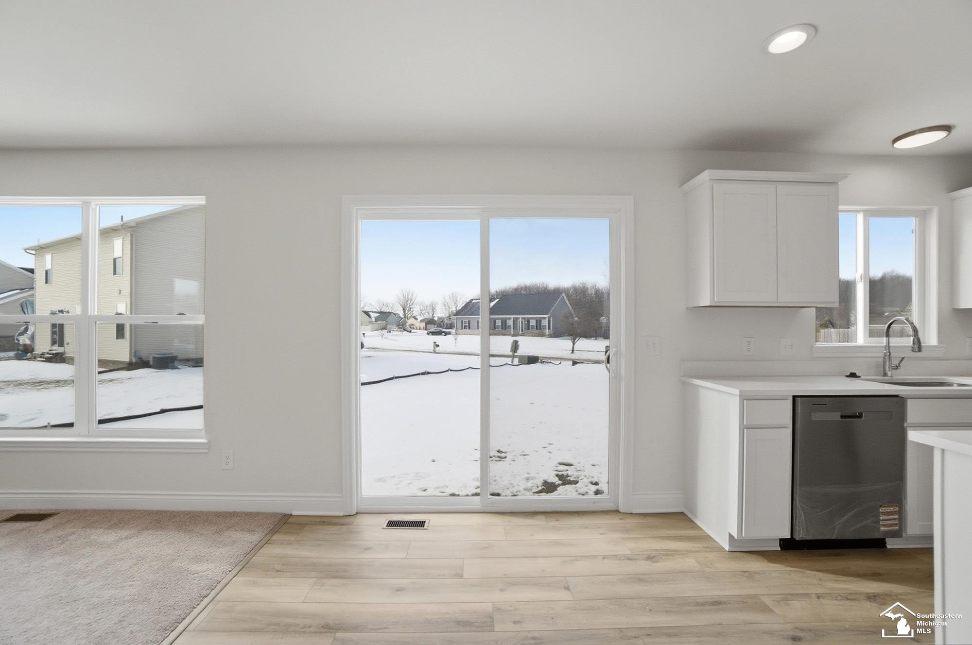 4150 Swan Ridge Lane, Newport, MI 48166 — Photo 10