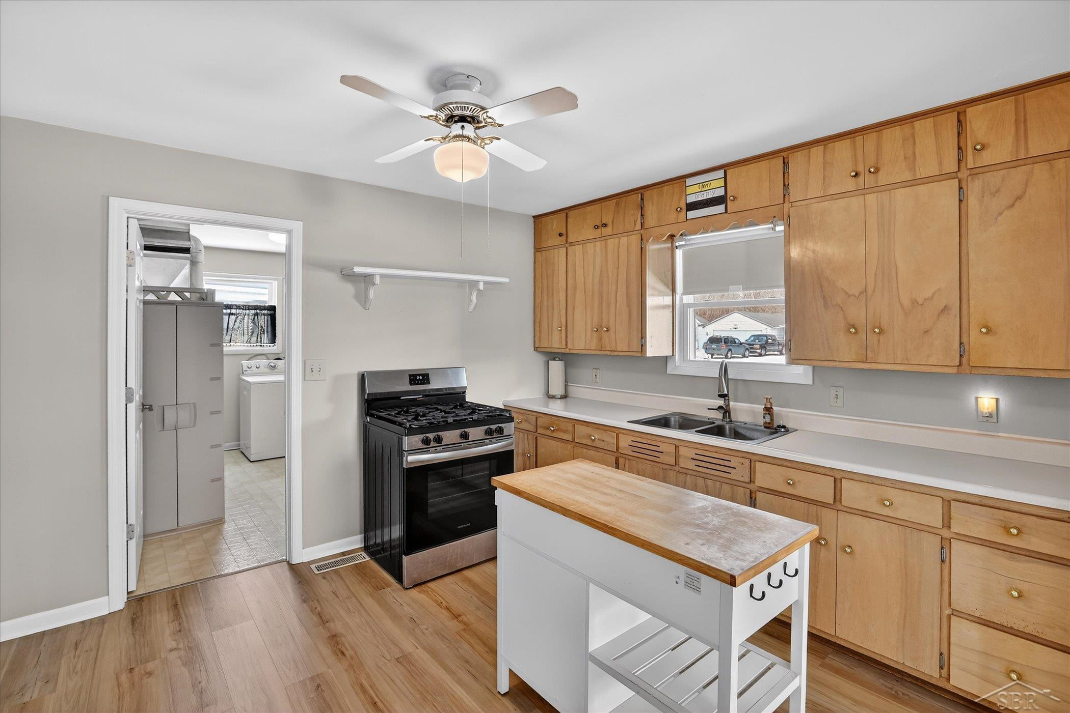 203 Park Avenue, Auburn, MI 48611 — Photo 14
