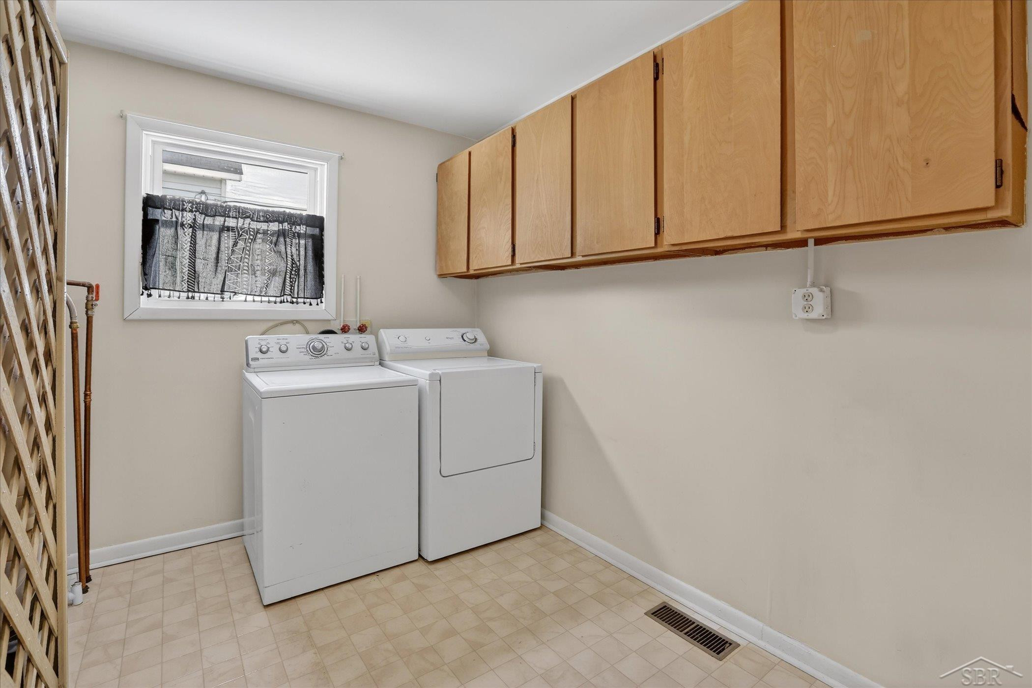 203 Park Avenue, Auburn, MI 48611 — Photo 18