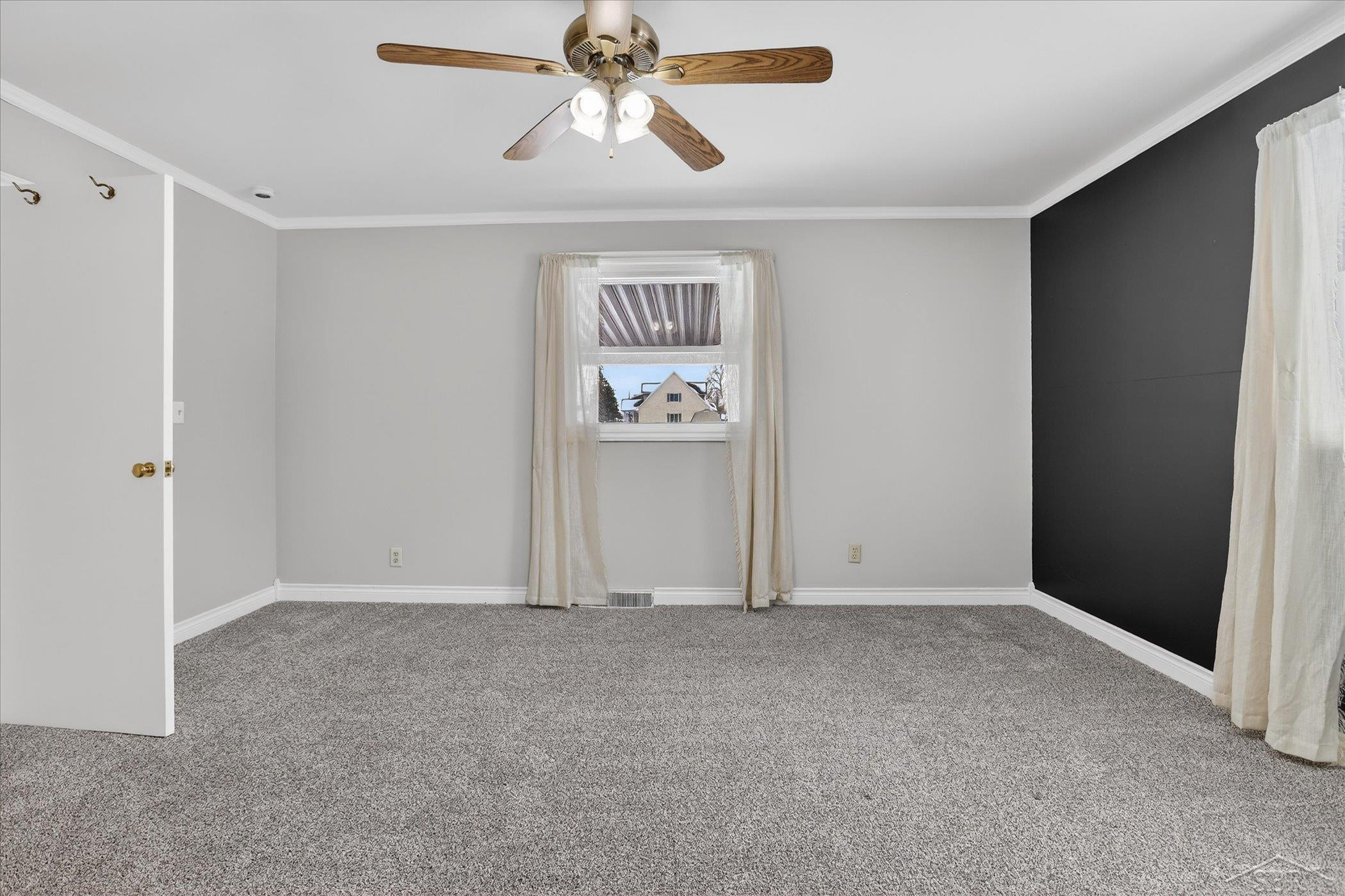 203 Park Avenue, Auburn, MI 48611 — Photo 23