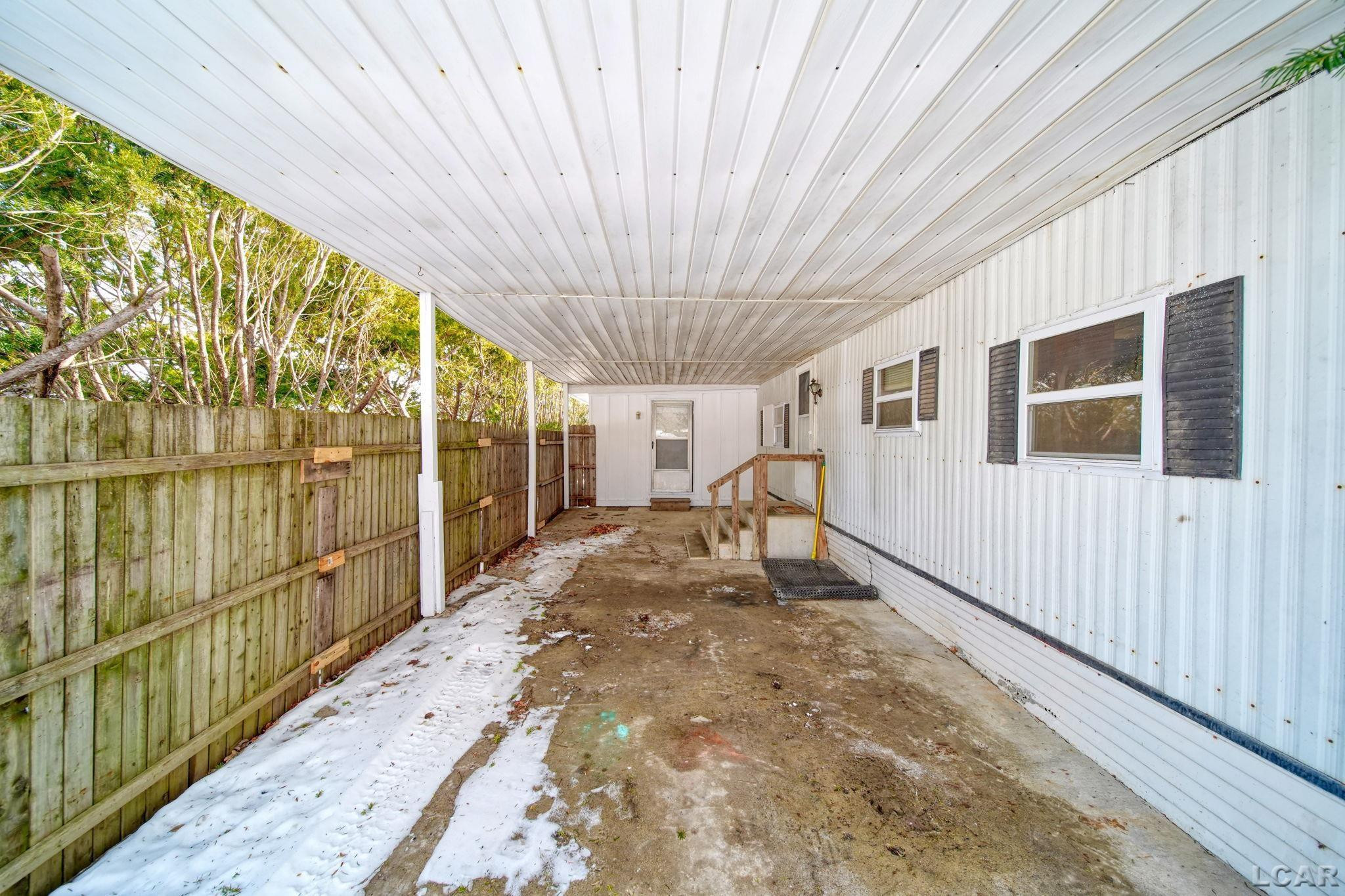 12677 US-223 Highway, Manitou Beach, MI 49253 — Photo 4